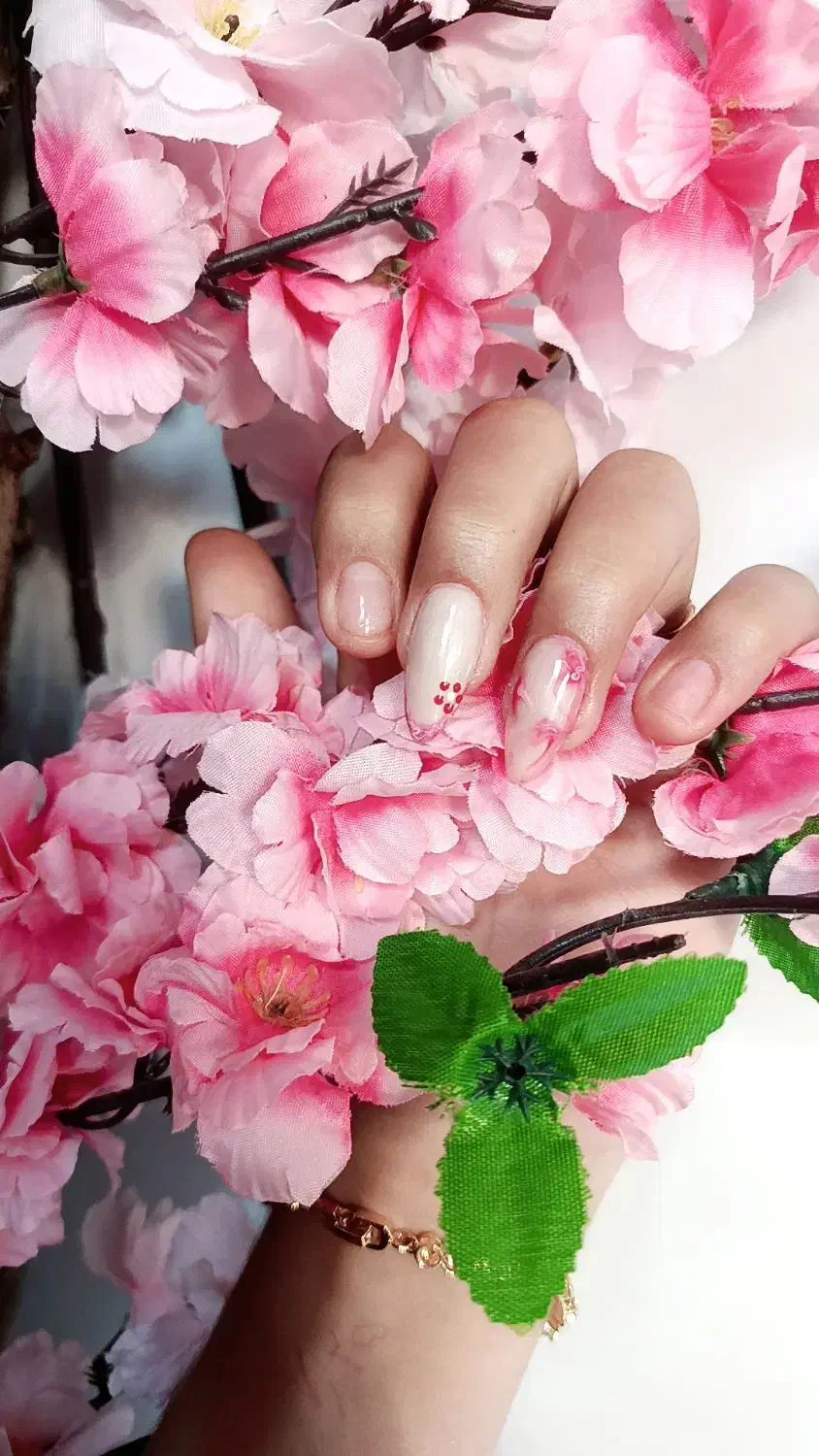 آف ویژه کاشت ناخن|خدمات آرایشگری و زیبایی|جهرم, |دیوار