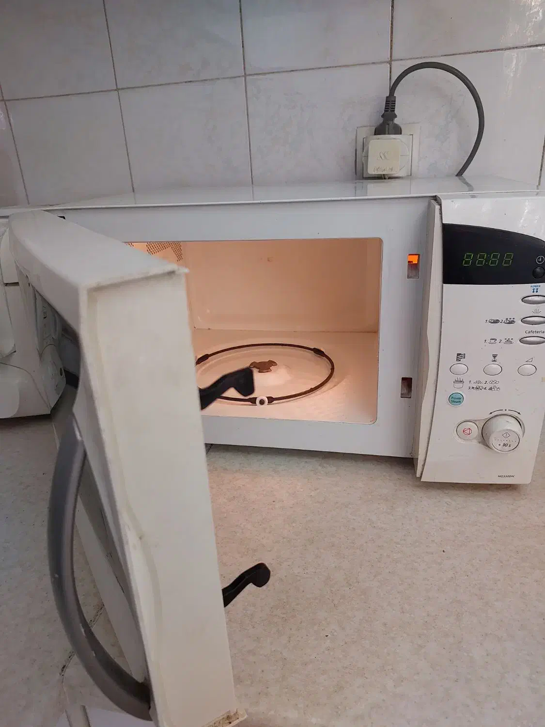 ماکروفر|اجاق گاز و لوازم برقی پختوپز|فردیس, ثابتی|دیوار