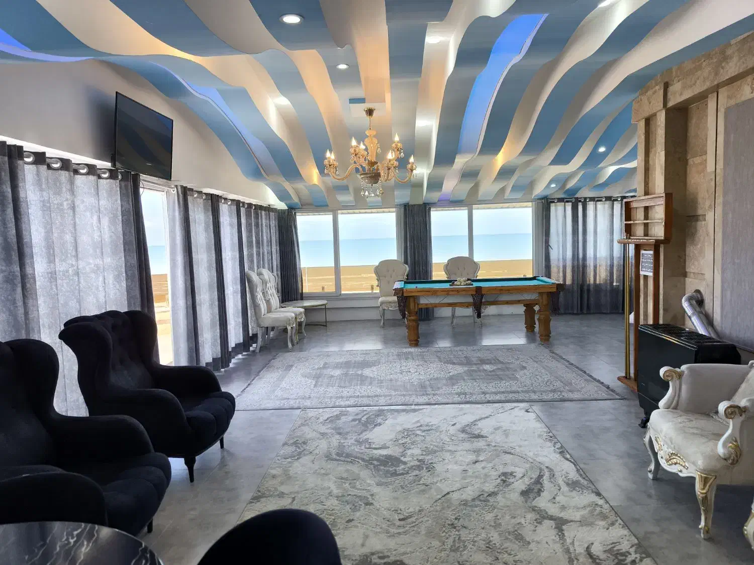 رهن واحد ۱۶۰ متری فرنیش ویو دریا با امکانات هتلی|اجارهٔ آپارتمان|بندر انزلی, پاسداران|دیوار