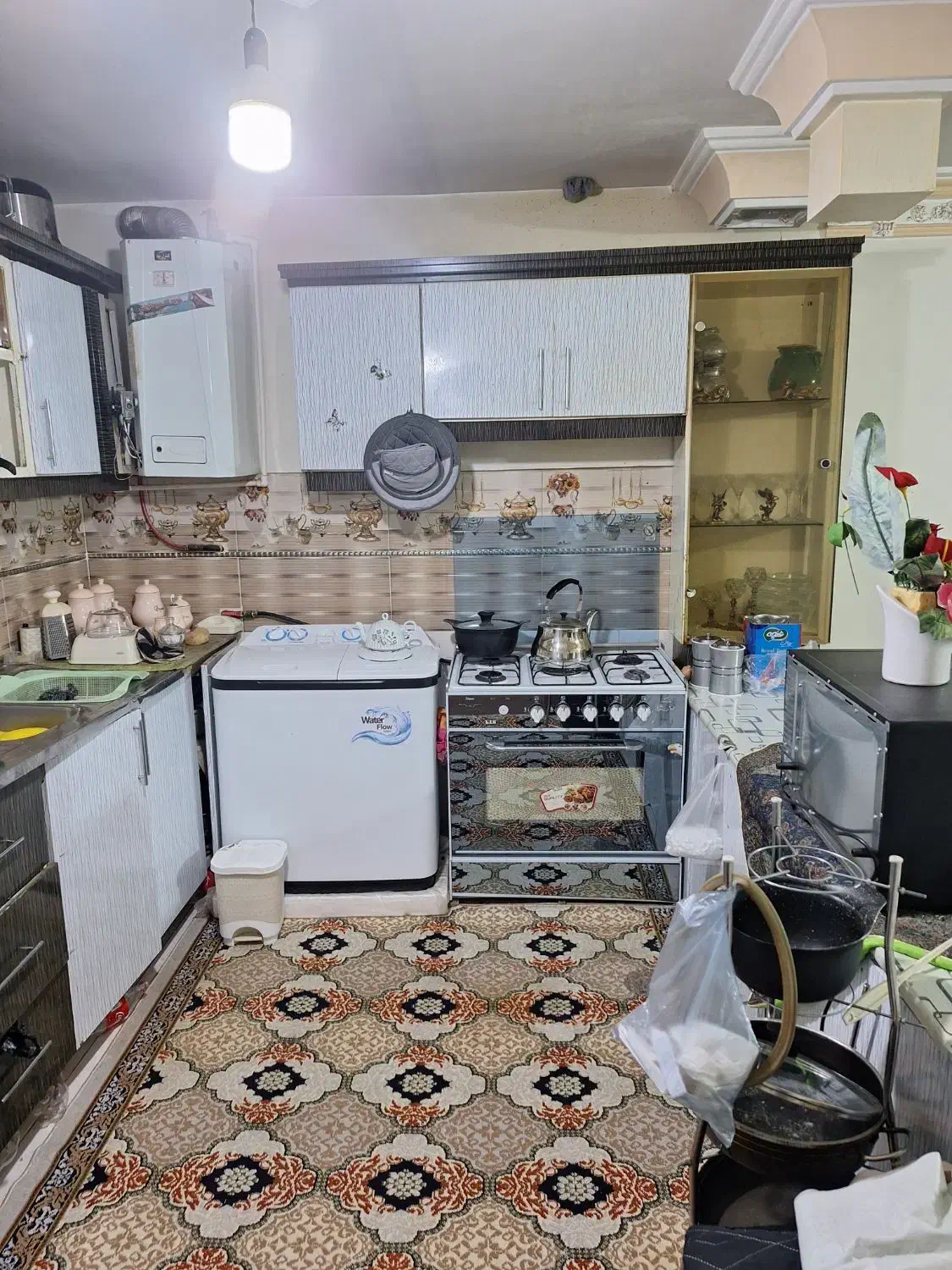 اپارتمان ۱۴۰ متری تک خواب|فروش آپارتمان|مشهد, شهید بصیر|دیوار