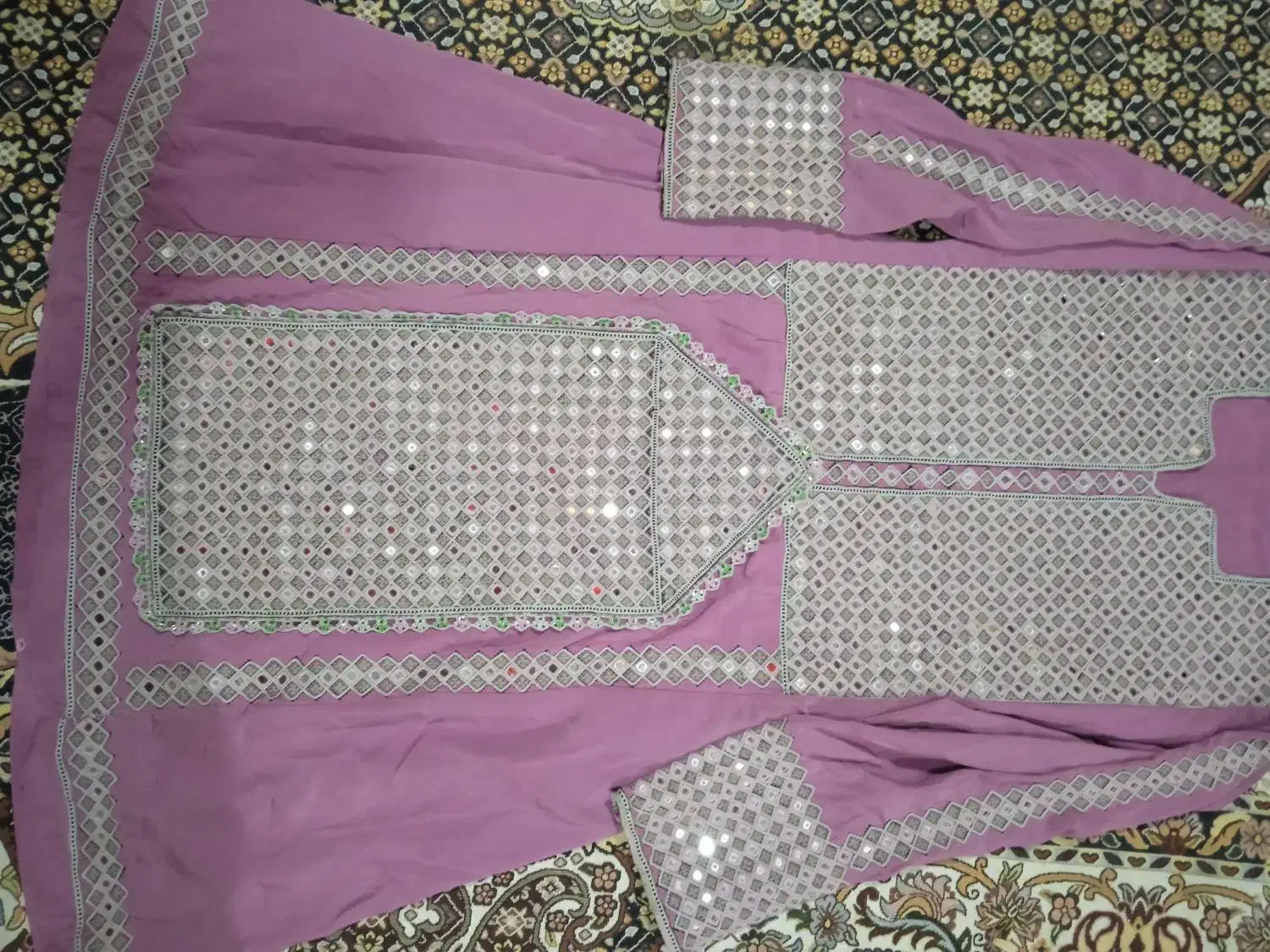 لباس دست دوز هزار اینه|لباس|ایرانشهر, |دیوار