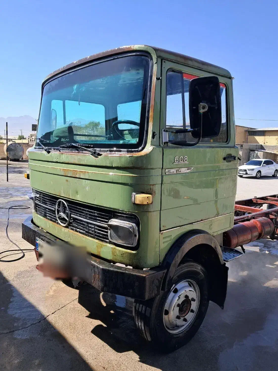 خاور ۸۰۰۸ بدون رنگ|خودرو سنگین|کاشان, فاز ۲ ناجی آباد|دیوار