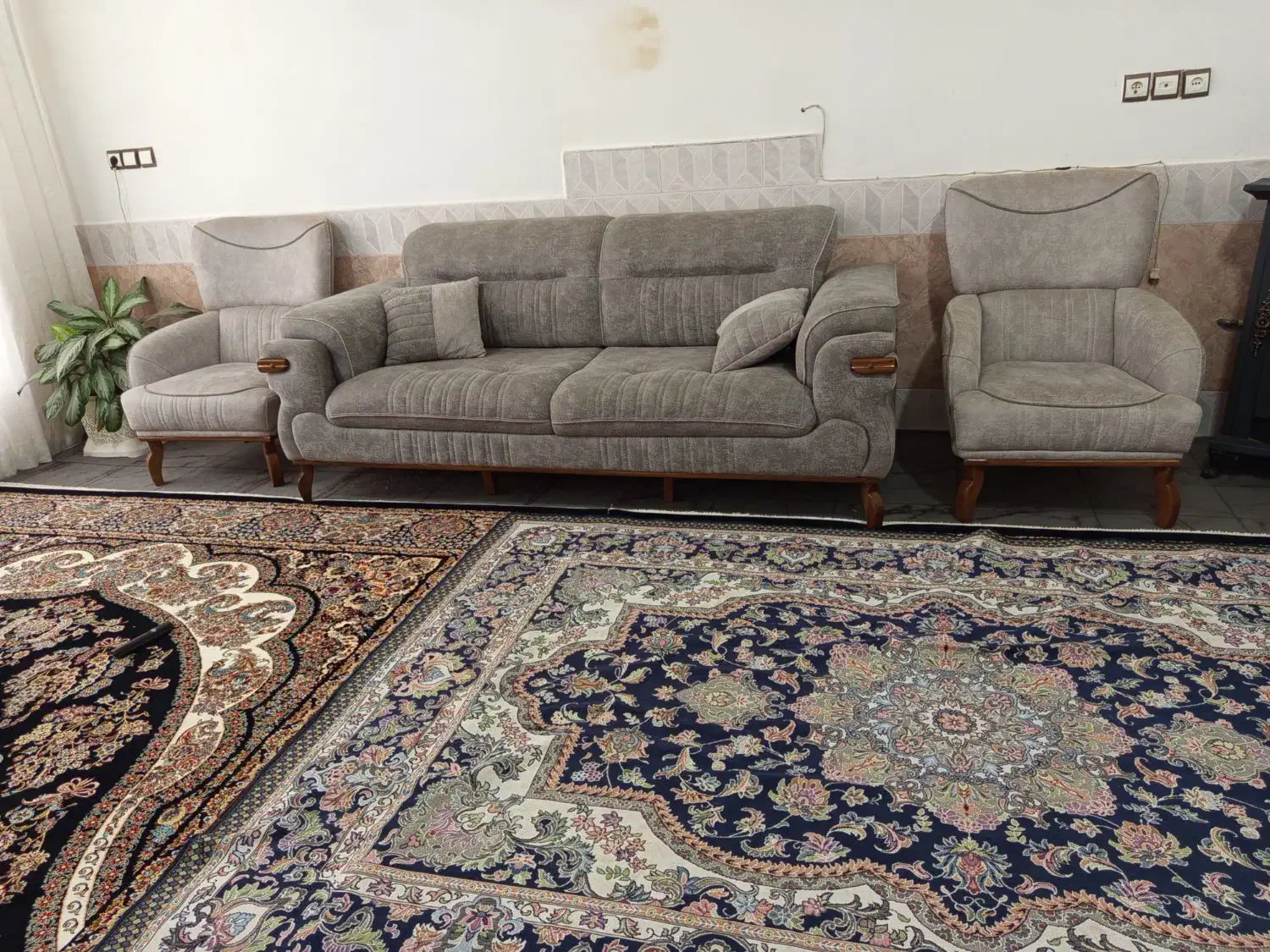 مبل راحتی پنج نفره|مبلمان خانگی و میز عسلی|قلندر آباد, |دیوار