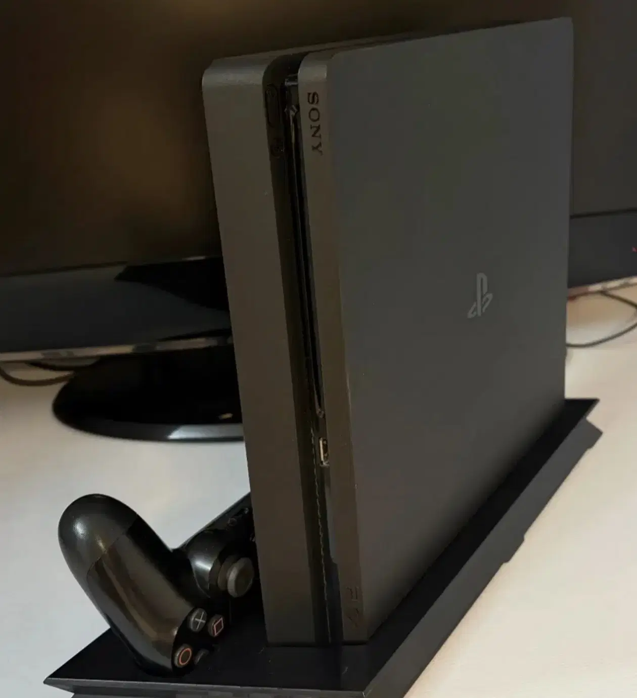 Ps4 slim black|کنسول، بازی ویدئویی و آنلاین|کرج, عظیمیه|دیوار