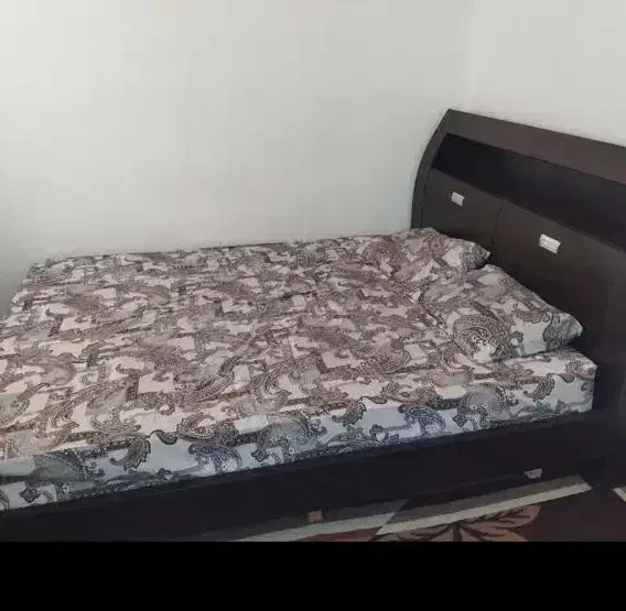 منزل مبله یک خوابه بلوار مدرس جهت مجرد و خانواده|اجارهٔ کوتاه‌مدت آپارتمان و سوئیت|شیراز, منطقه هوایی شهید دوران|دیوار