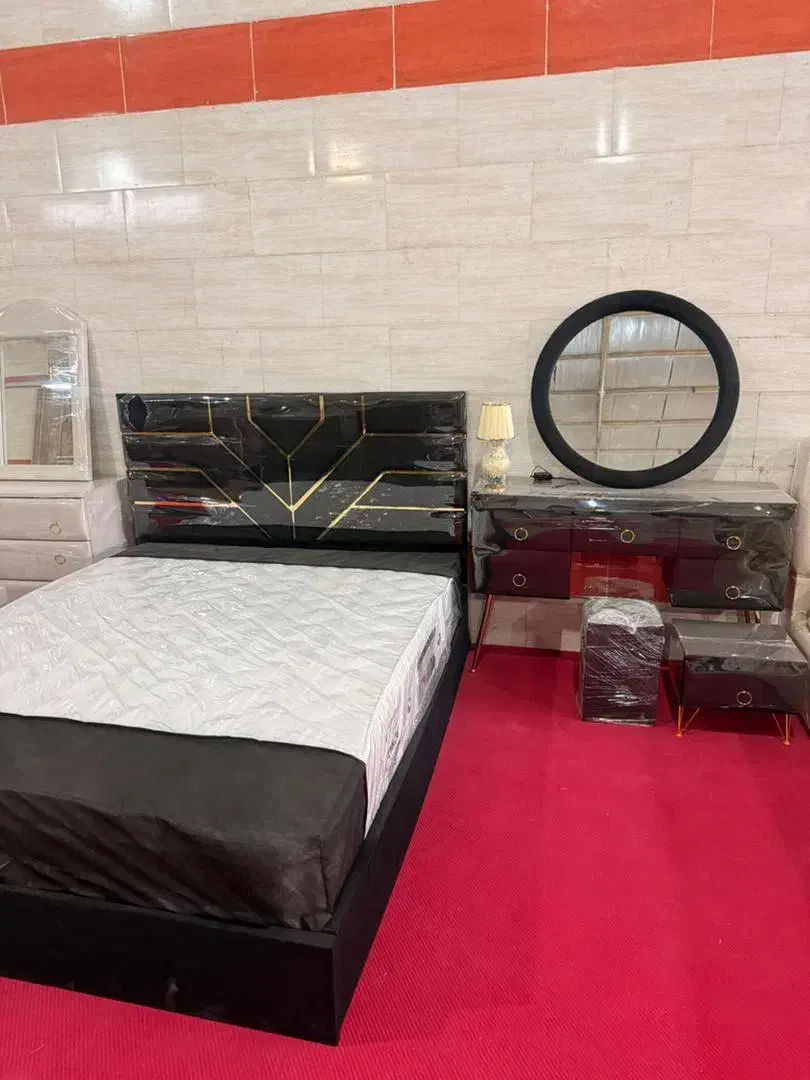 تخت و سرویس خواب|تخت و سرویس خواب|خورموج, |دیوار