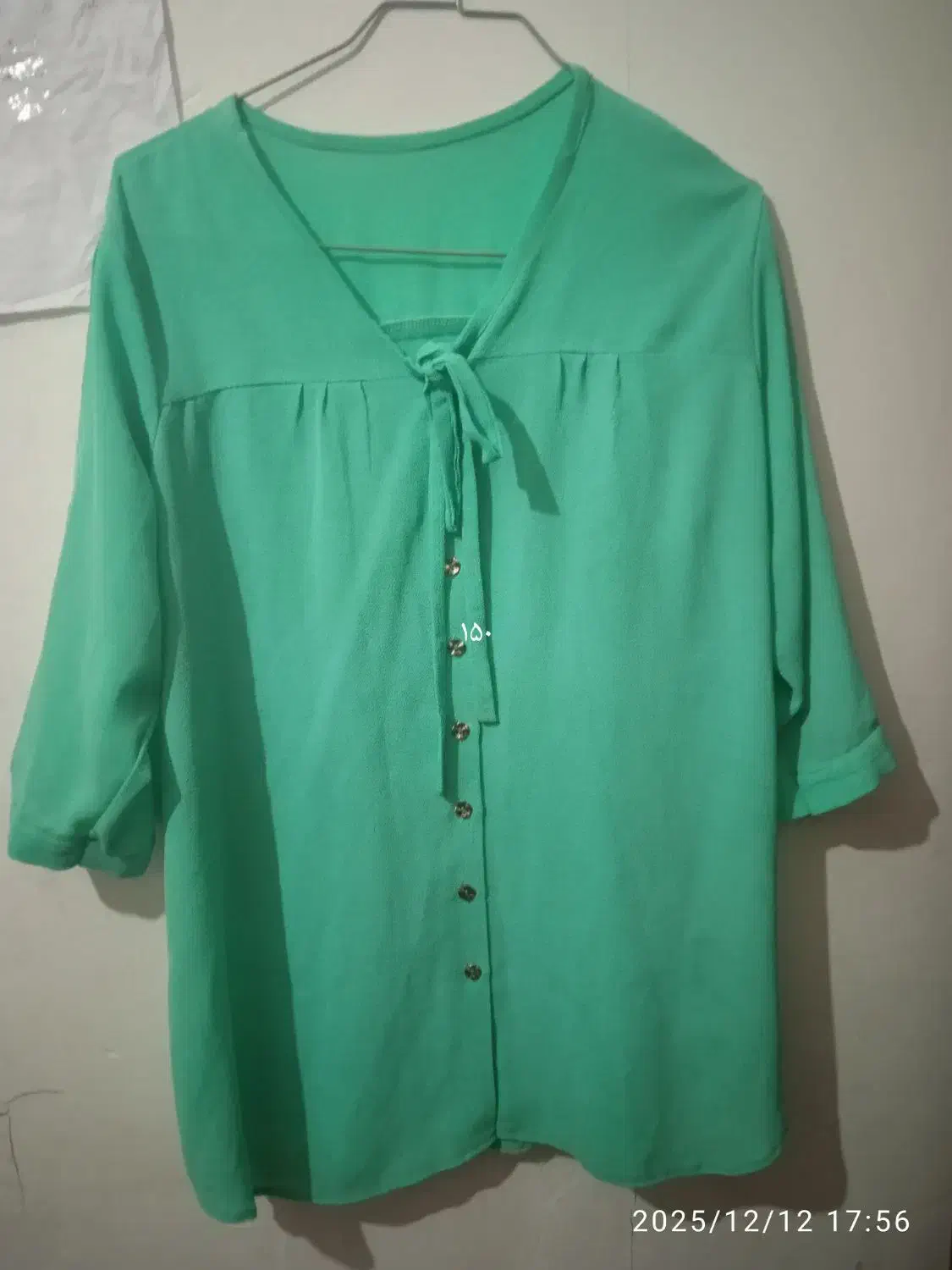 مانتودرحدنو|لباس|آستانه اشرفیه, |دیوار