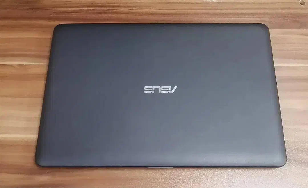 لپتاپ Asus تمیز و سالم|رایانه همراه|دوگنبدان, |دیوار