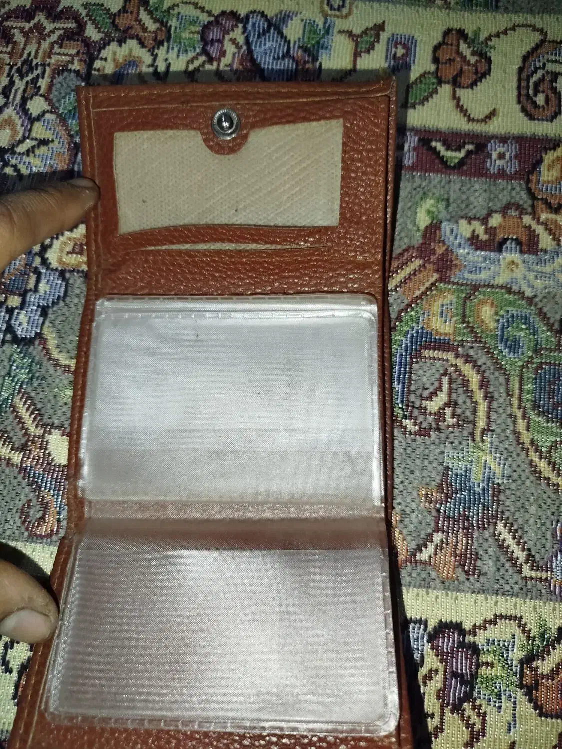 کیف پول|کیف، کفش، کمربند|قدس, شهر‌قدس|دیوار