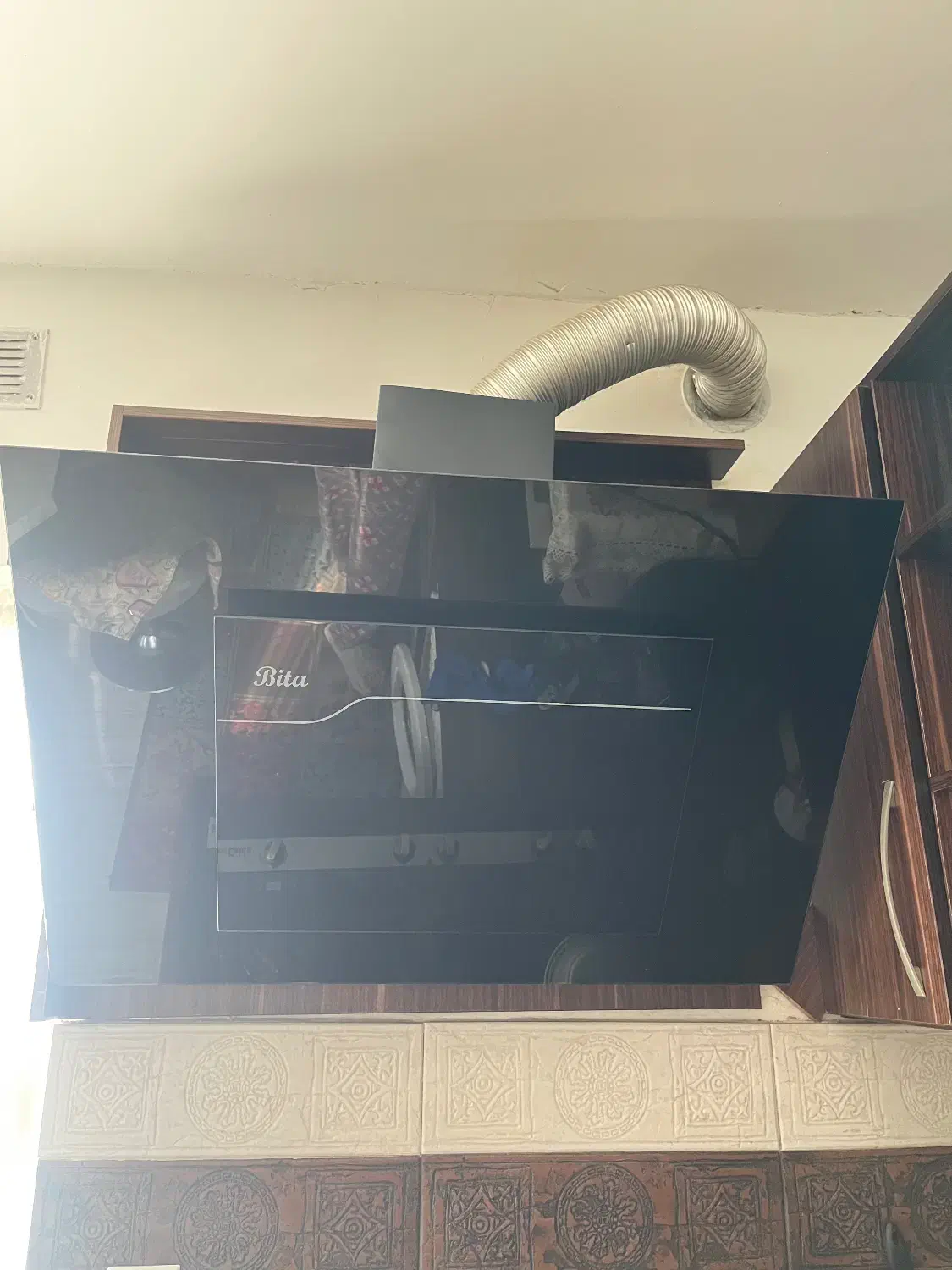 هود اسپزخانه|هود|رشت, لاکان شهر|دیوار