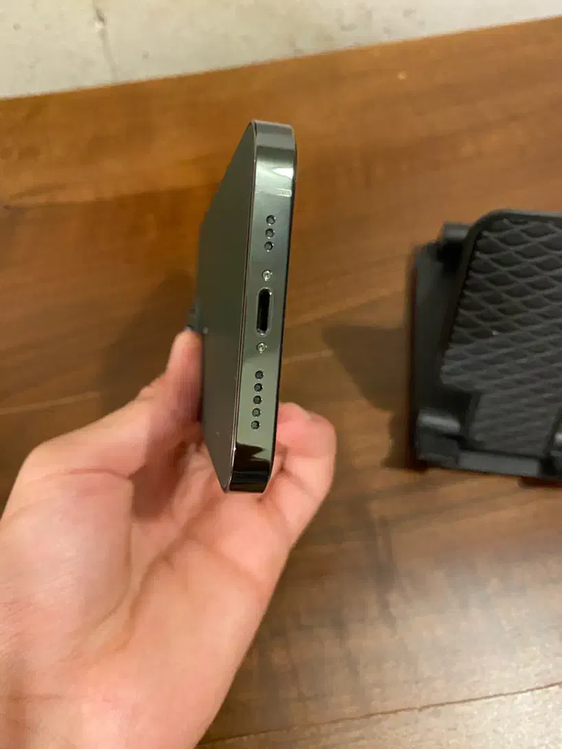 اپل iPhone 13 Pro با حافظهٔ 1 ترابایت|موبایل|شیراز, جمهوری|دیوار