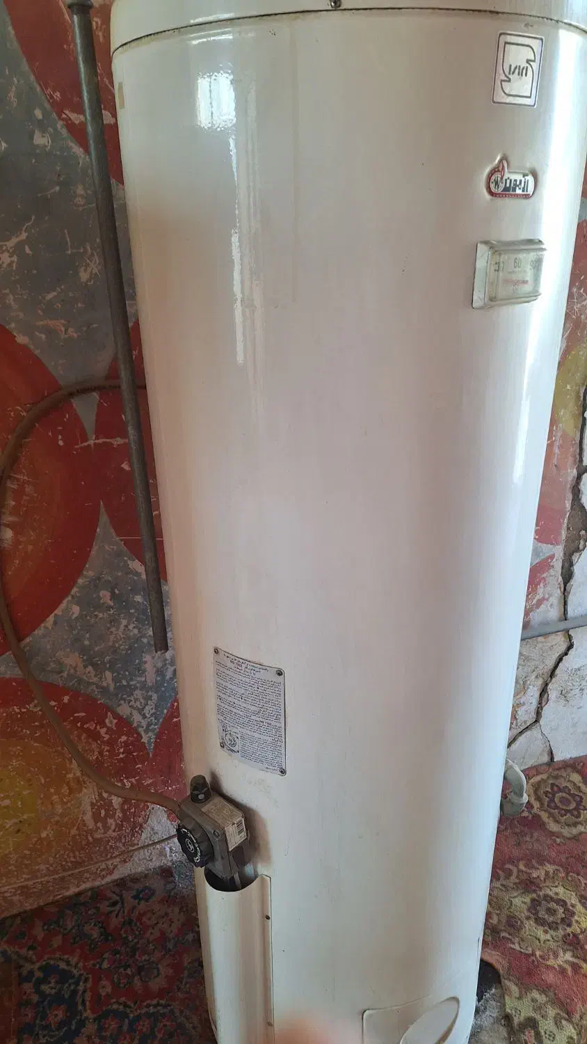 آبگرمکن زمینی|آبگرمکن، پکیج، شوفاژ|خمین, |دیوار