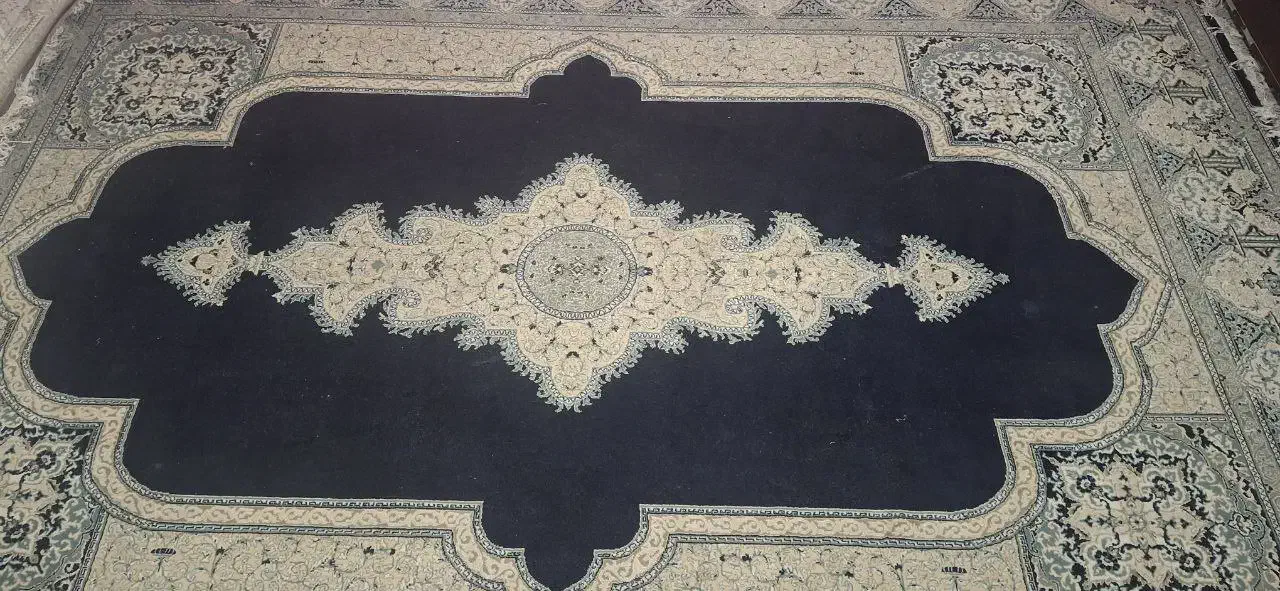 فرش (۱۲ و ۹ متری) با میز جلو مبلی|فرش|رشت, آزادگان|دیوار