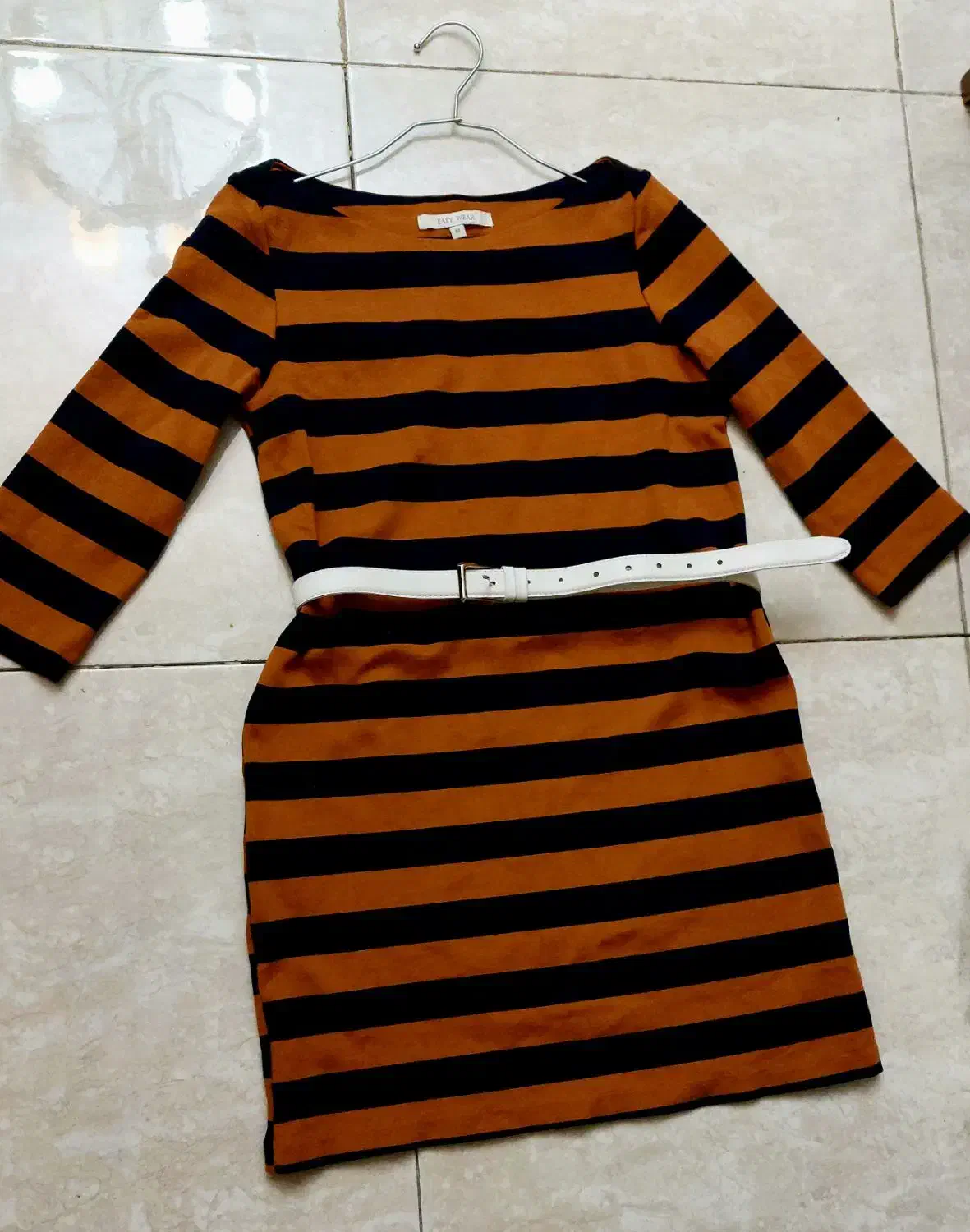 لباس مجلسی|لباس|تهران, سبلان (لشگر)|دیوار