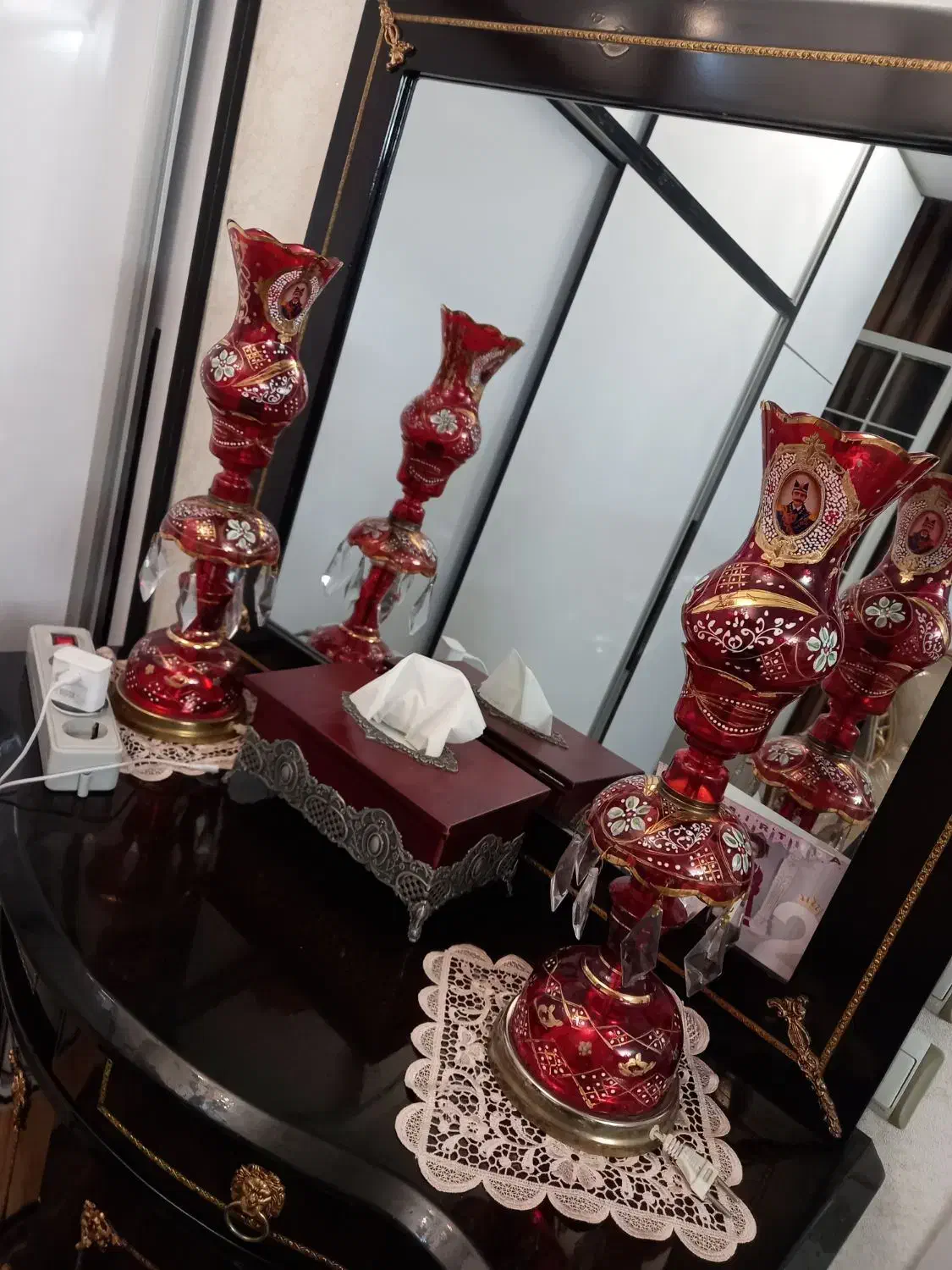 شمعدان شاه عباسی|چراغ خواب و آباژور|تبریز, |دیوار