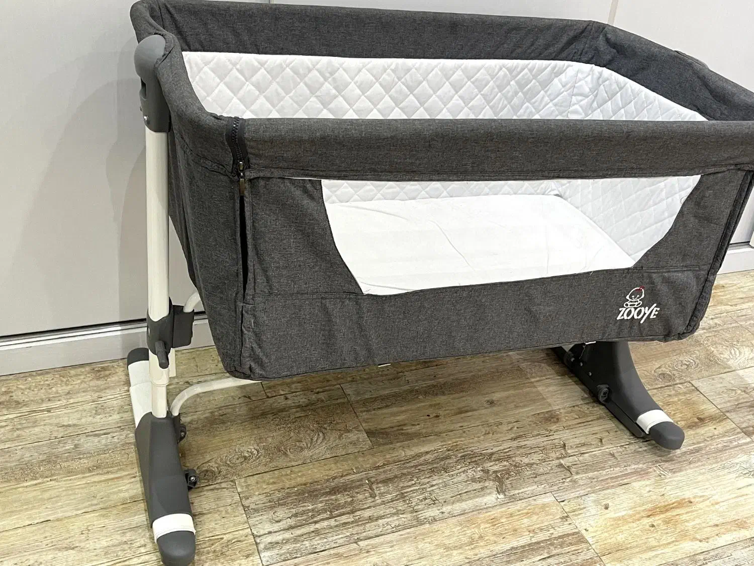 تخت نوزادو کودک|تخت و صندلی بچه|قائم‌شهر, |دیوار