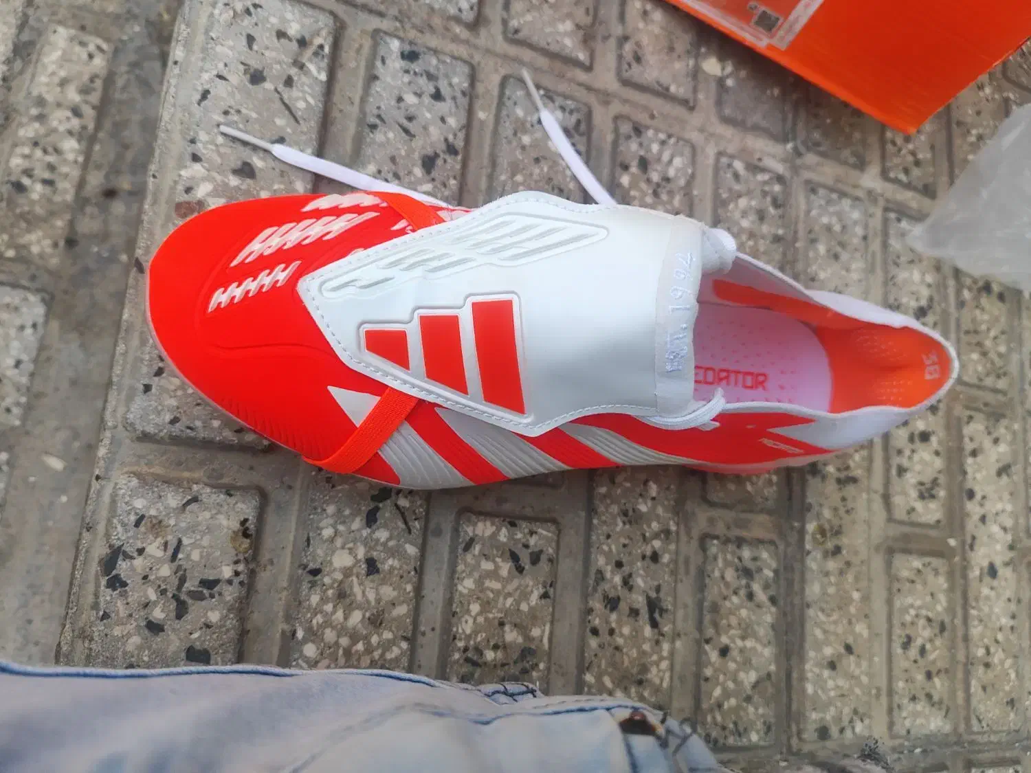 کفش فوتبال|کیف، کفش، کمربند|مرند, |دیوار