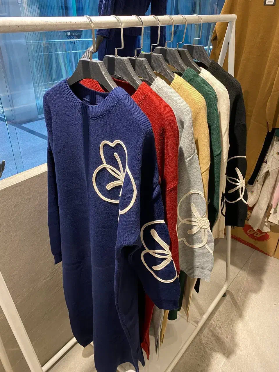 پالتو|لباس|خرمآباد, |دیوار