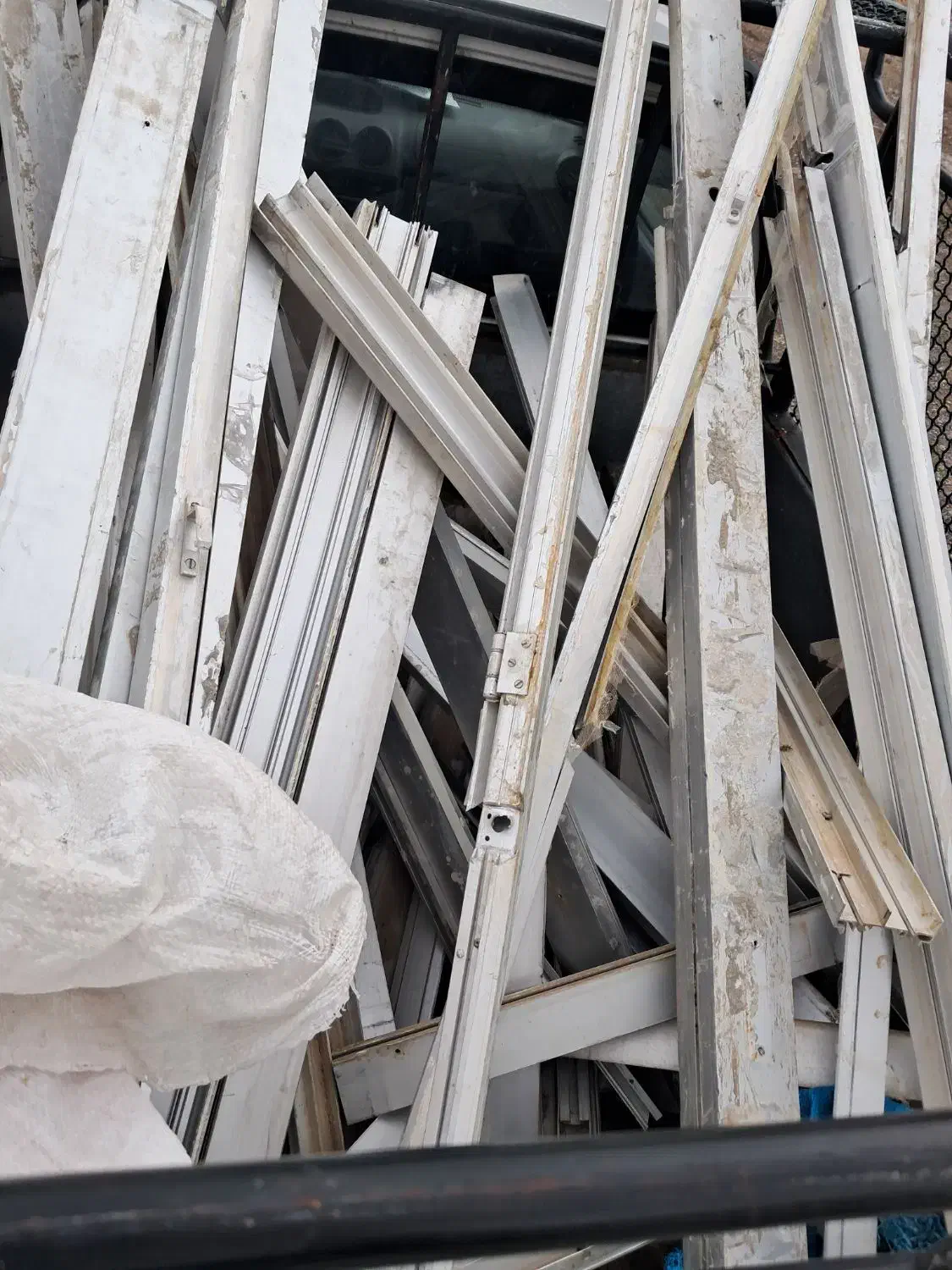 ضایعات و لوازم منزل شمارو خریداریم|خدمات پیشه و مهارت|مهاجران, |دیوار