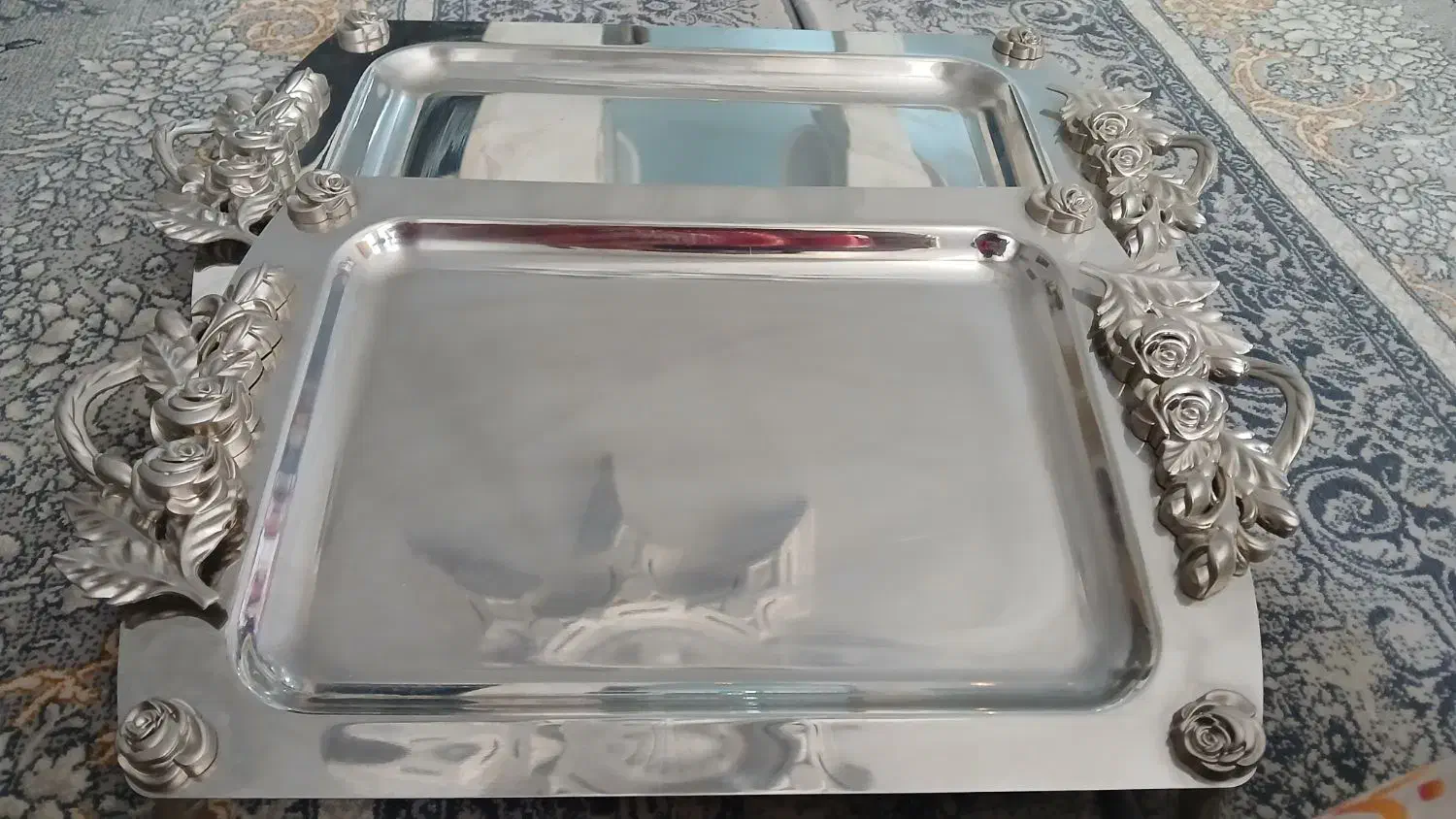 سینی استیل جدیدمخصوص جهیزیه|ظروف سرو و پذیرایی|نهاوند, |دیوار