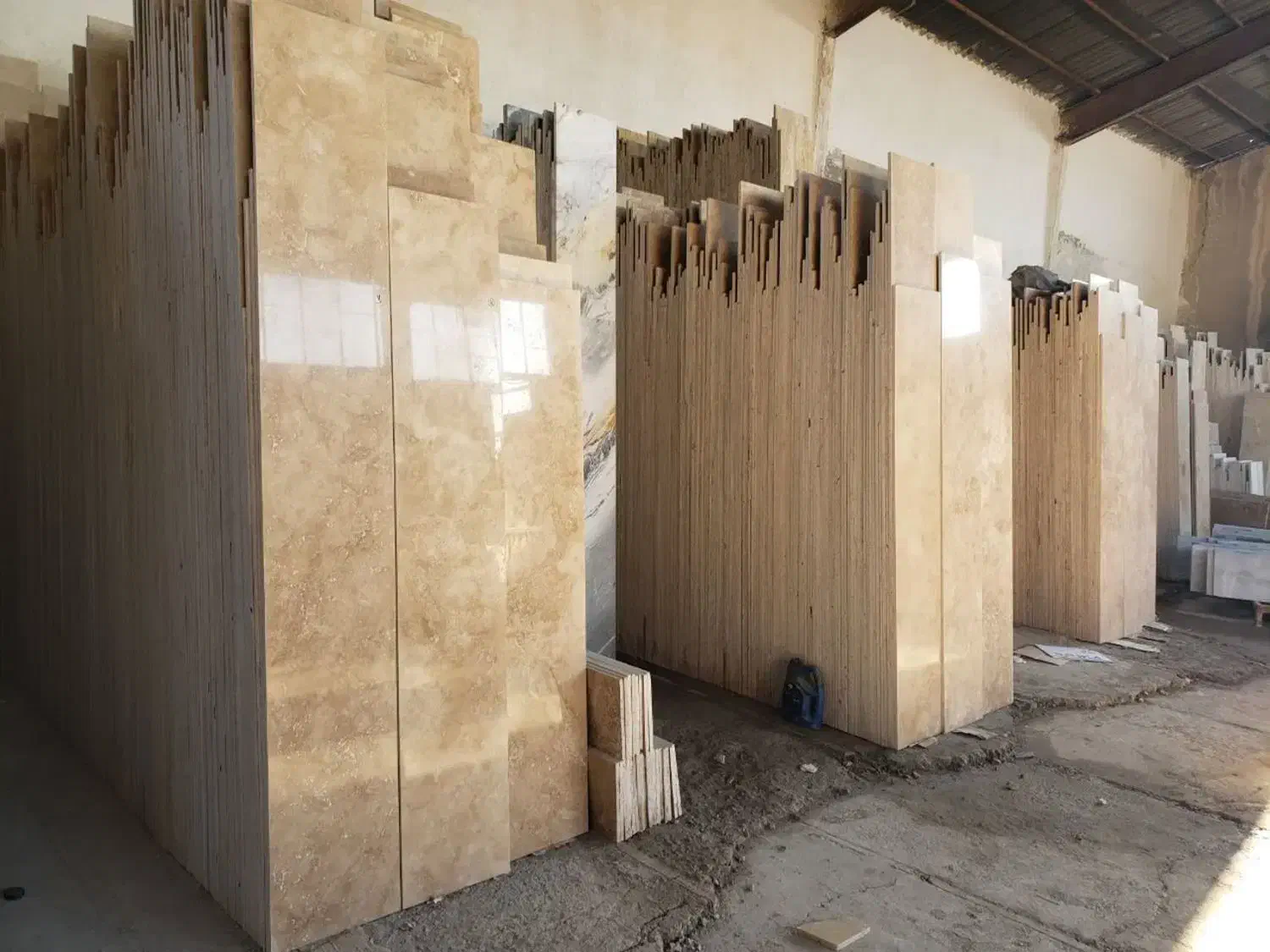 فروش سنگ‌های ساختمانی با بهترین قیمت وکیفیت|مصالح و تجهیزات ساختمان|قم, زاویه|دیوار