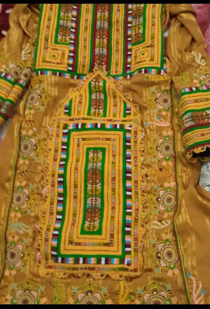 دوخت انواع لباس زنانه|خدمات پیشه و مهارت|سراوان, |دیوار