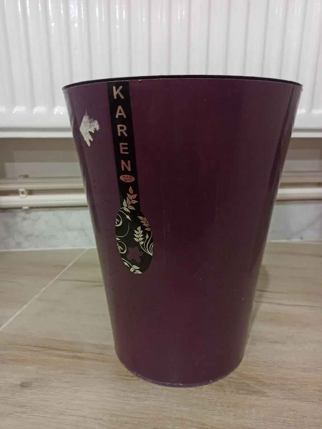 سطل آشغال|لوازم سرویس بهداشتی|باسمنج, |دیوار