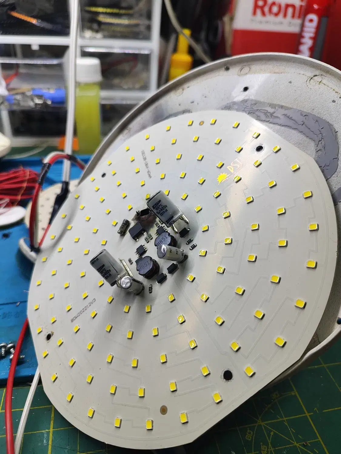 تعمیر لامپ تعمیرات اصولی انواع led|خدمات پیشه و مهارت|مشهد, فرهنگیان (شهرک غرب)|دیوار