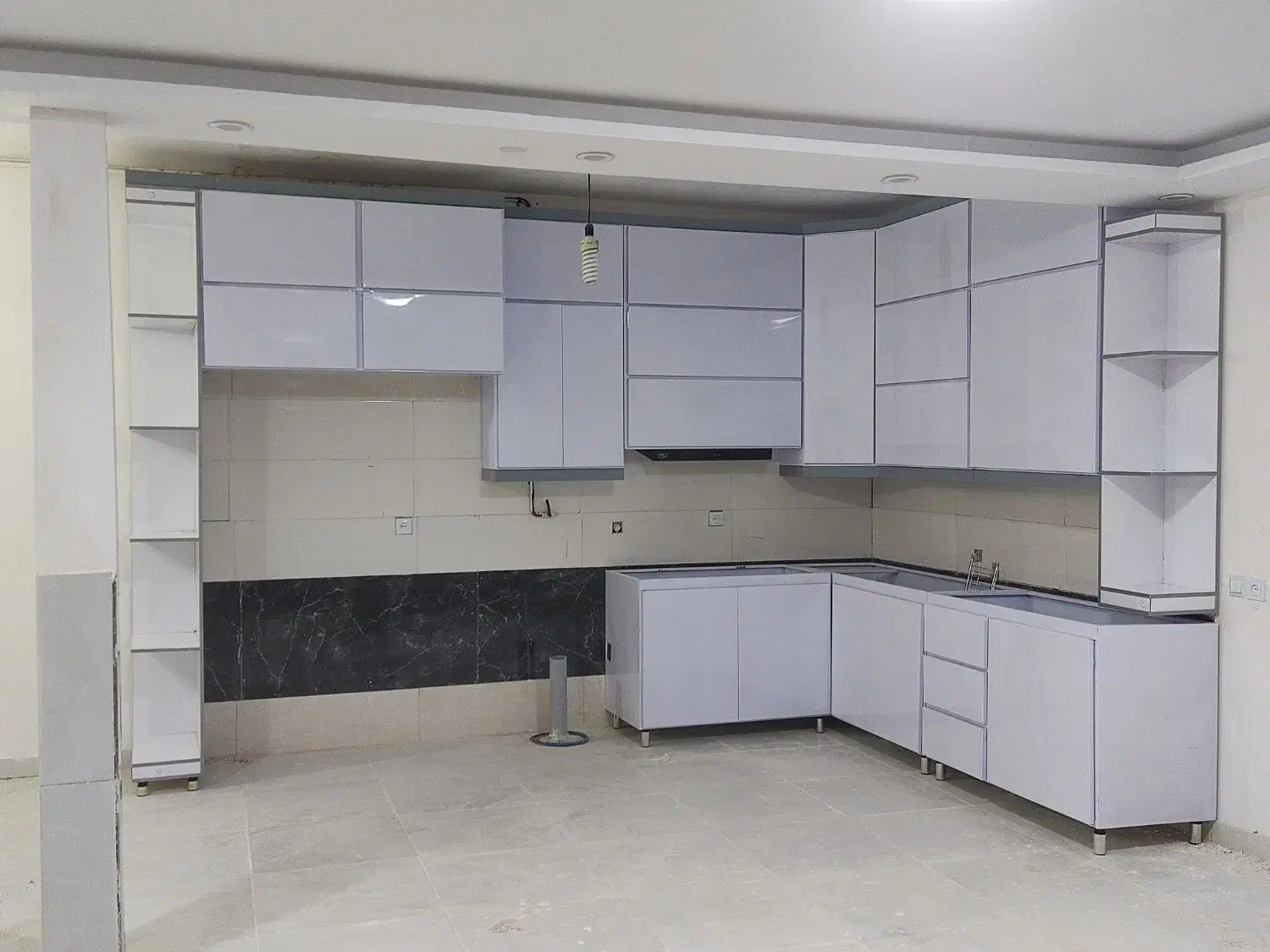 نصاب تعمیرات کابینت و کمد دیواری|خدمات پیشه و مهارت|خرم‌آباد, |دیوار