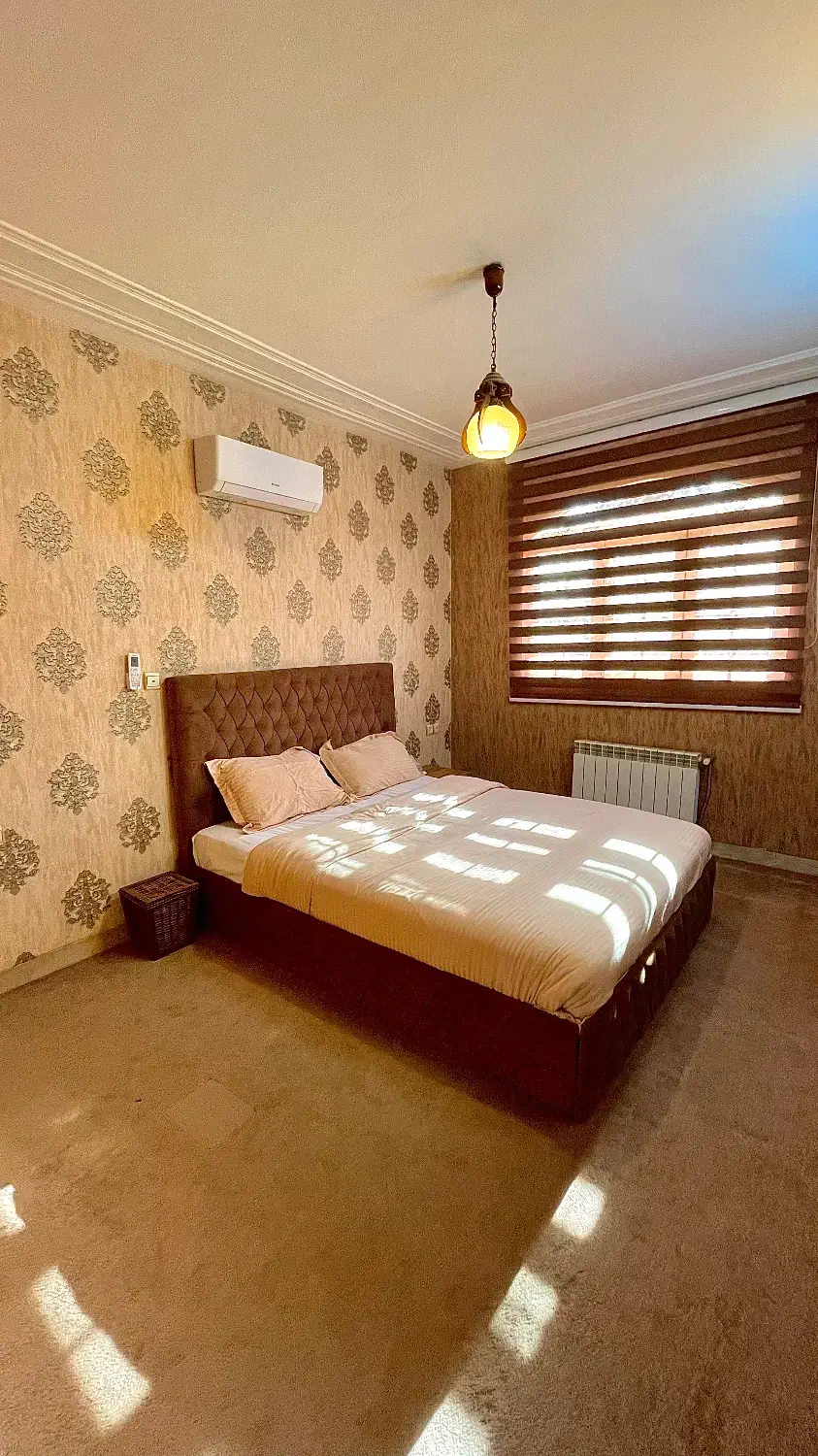 اجاره روزانه ویلایی قصردشت|اجارهٔ کوتاه‌مدت ویلا و باغ|شیراز, فرهنگ شهر|دیوار