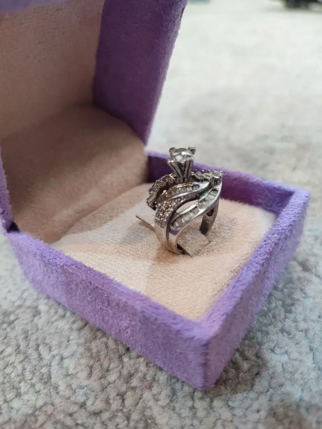 انگشتر نقره زنانه عروس نامزدی نشان|جواهرات|تهران, امیریه|دیوار