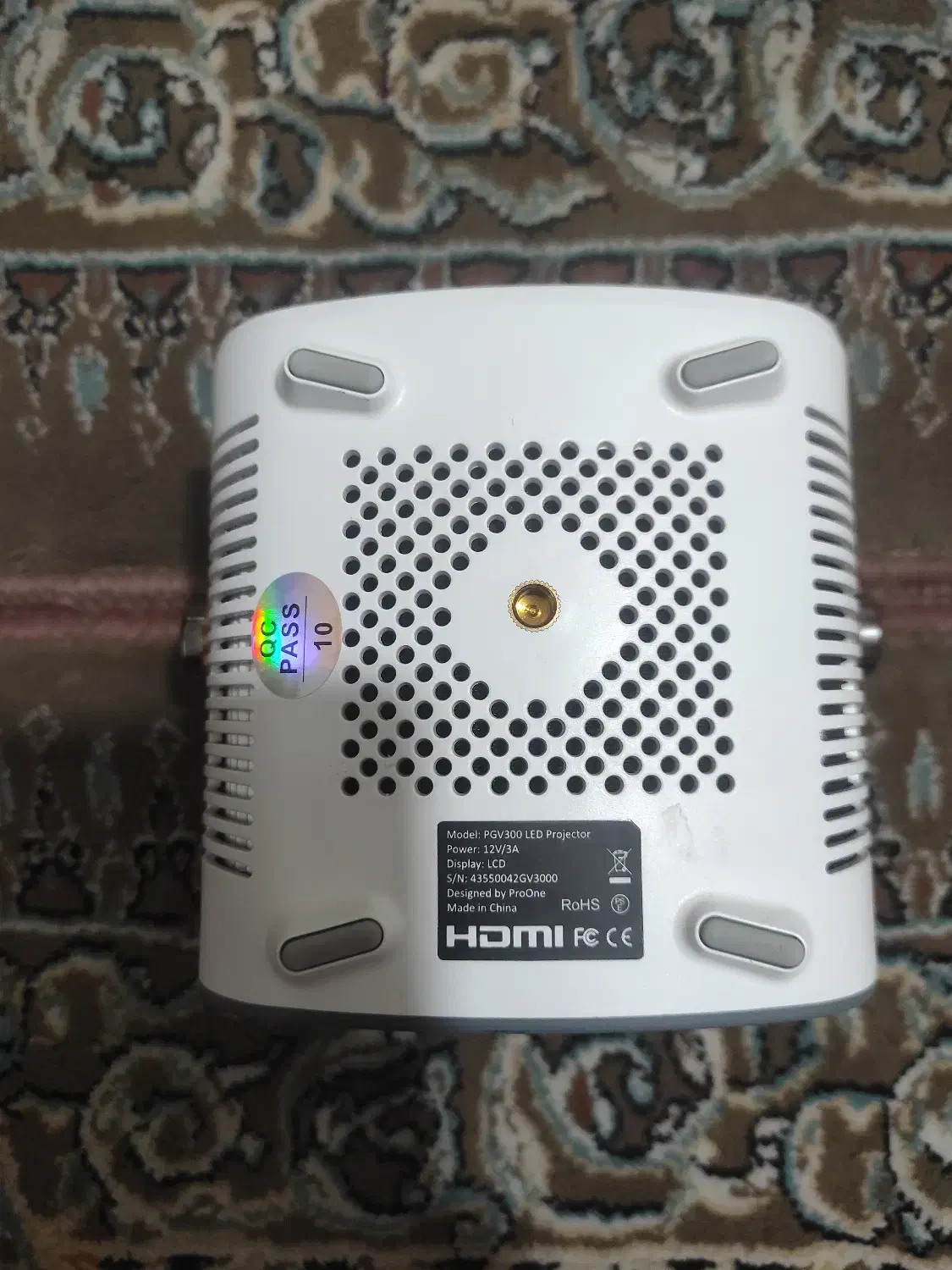 ویدیو پرژکتور pro one|تلویزیون و پروژکتور|اصفهان, فجر|دیوار