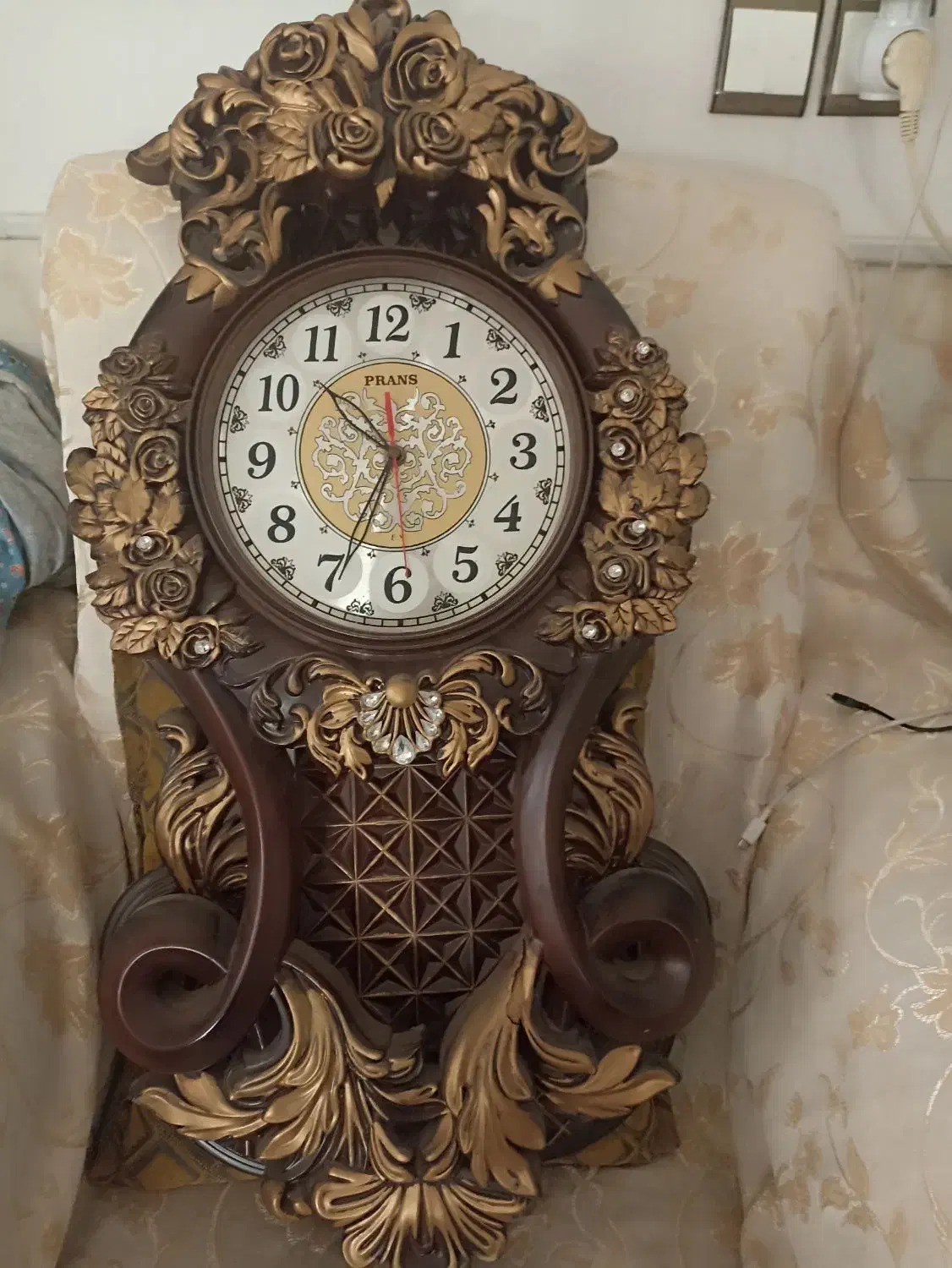 ساعت دیواری|ساعت دیواری و تزئینی|نیشابور, هفده شهریور|دیوار