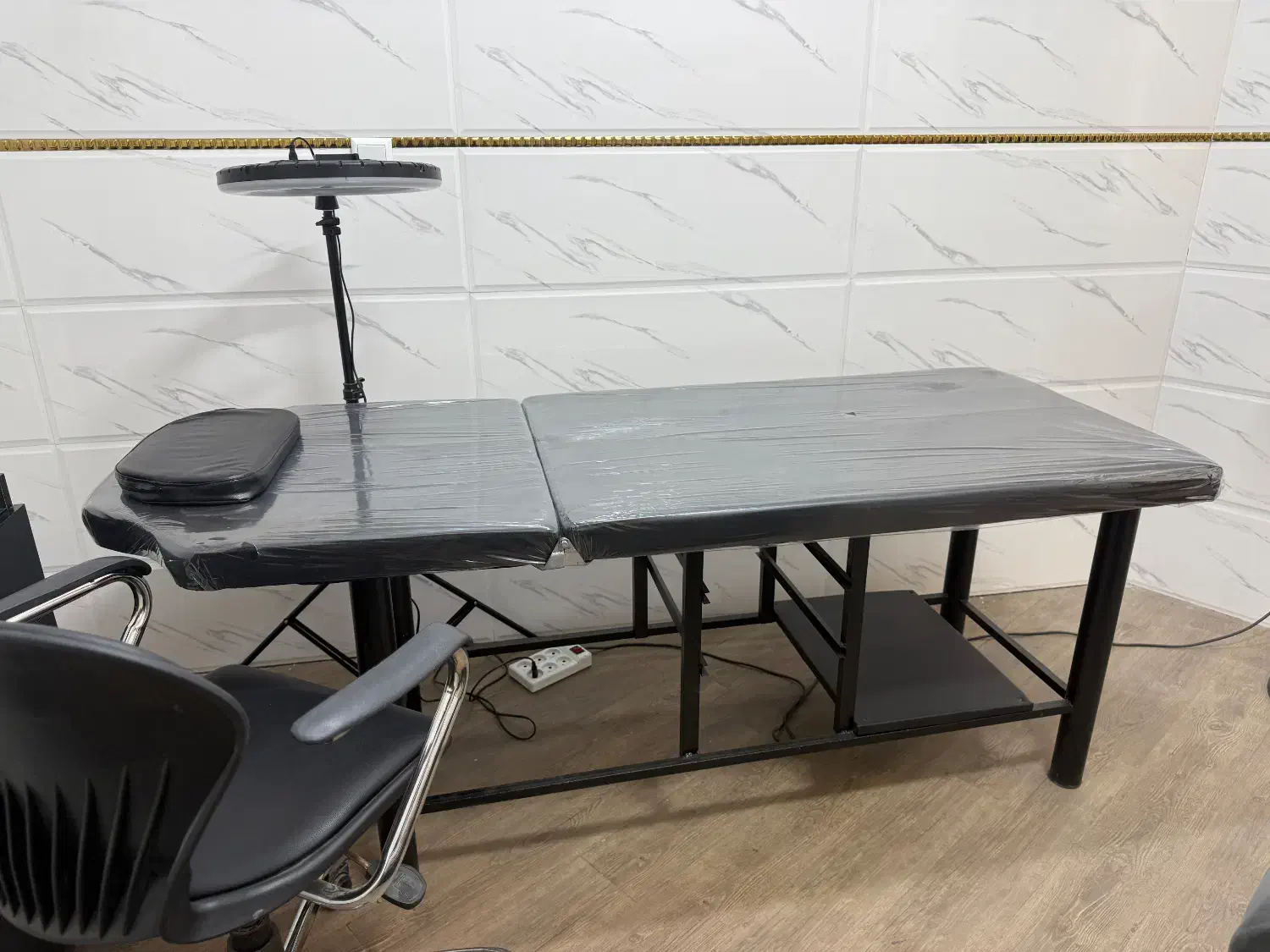 لوازم و وسایل سالن زیبایی در حد نو|آرایشگاه و سالن‌های زیبایی|اراک, |دیوار