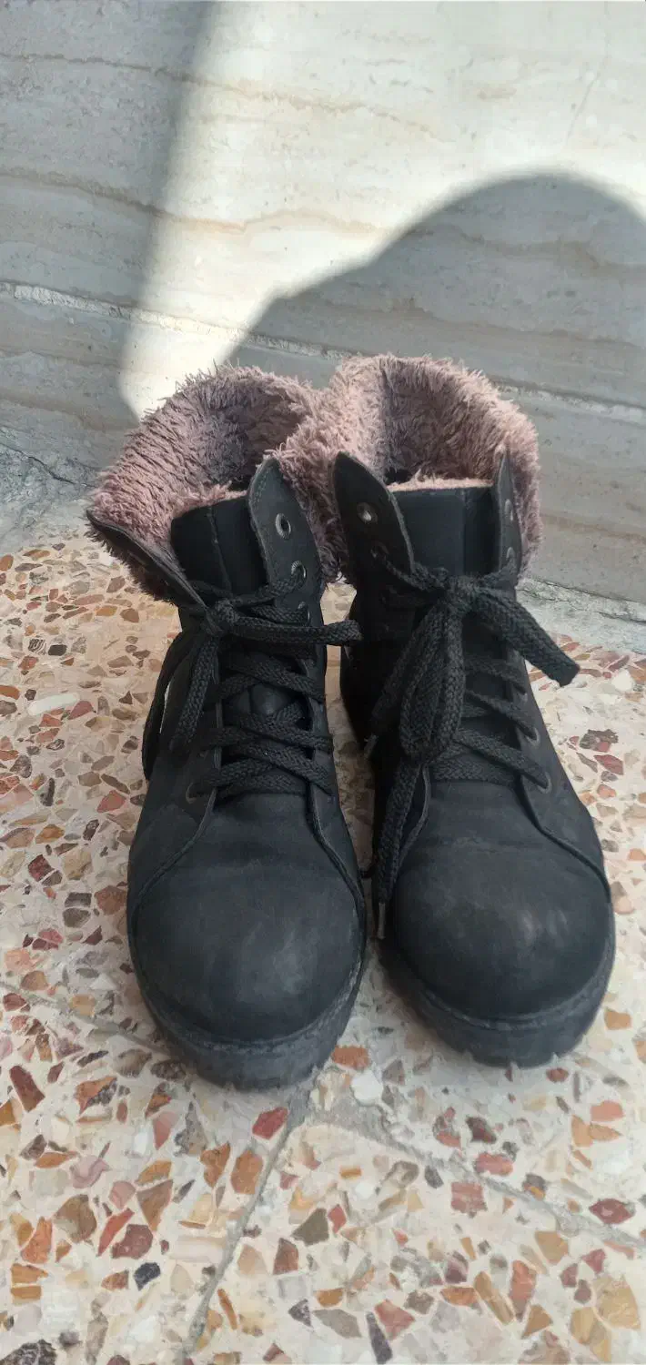 پوتین مناسب فصل|کیف، کفش، کمربند|خرمآباد, |دیوار