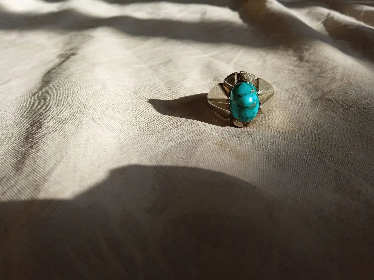 فیروزه بسیار قدیمی زنده|جواهرات|تربت جام, میان جام|دیوار