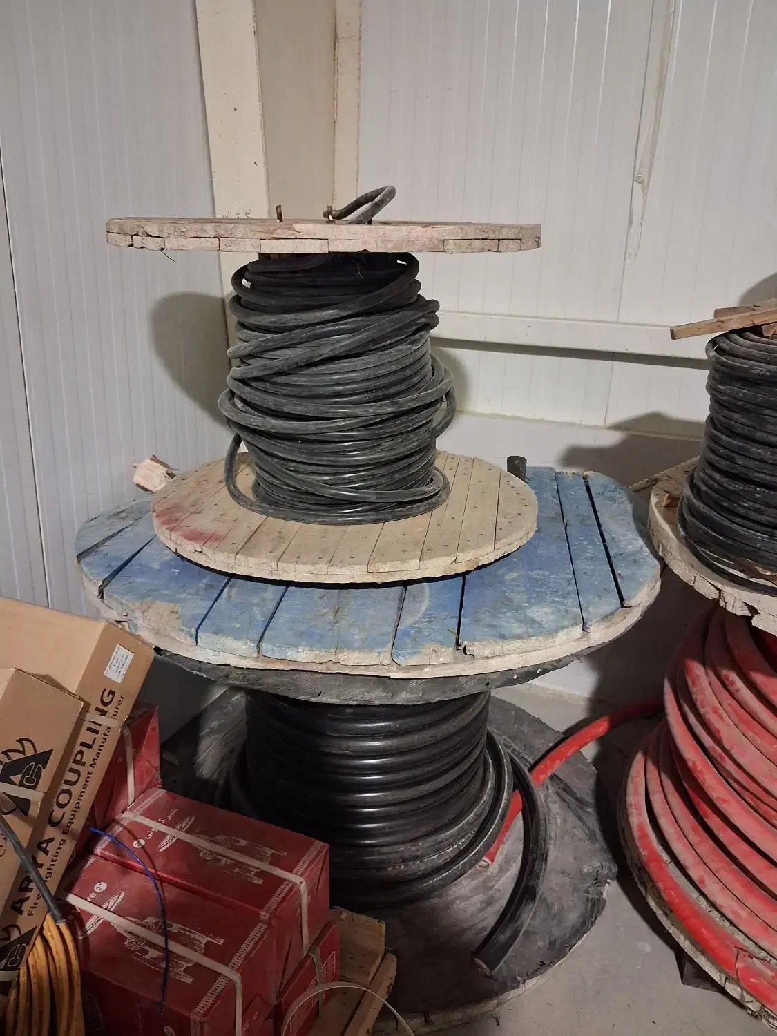 لوازم ساختمانی مازاد|مصالح و تجهیزات ساختمان|قشم, |دیوار