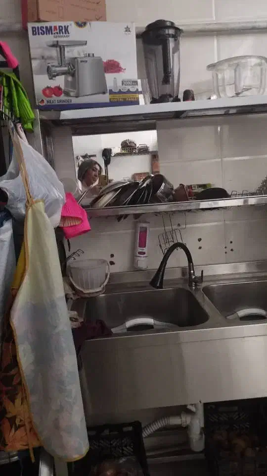 واگذاری مغازه فعال با تمامی امکانات لوکس|اجارهٔ مغازه و غرفه|کازرون, |دیوار