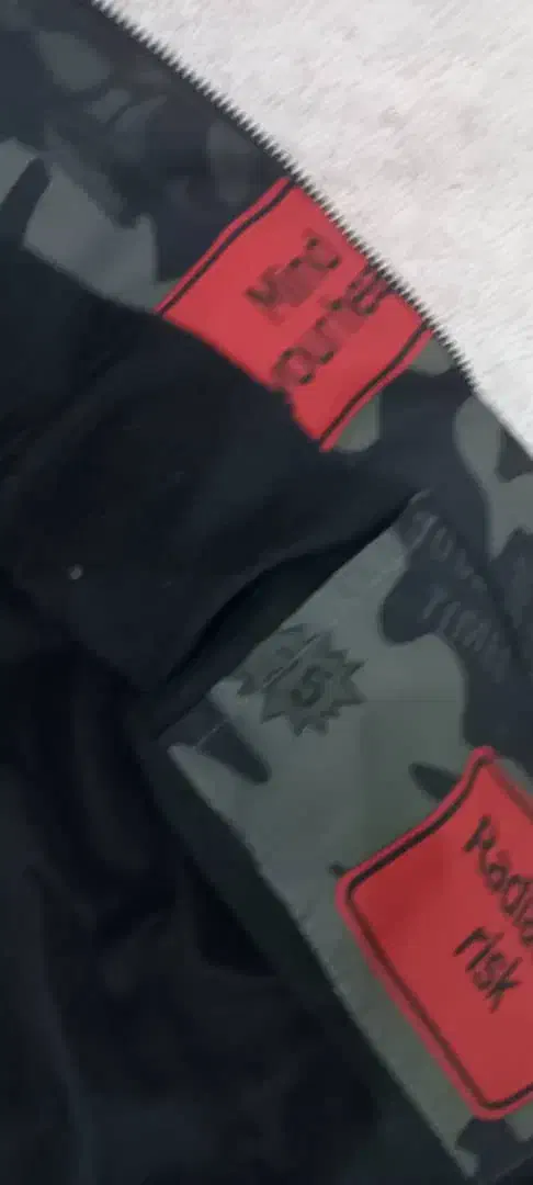 پافر|کفش و لباس بچه|گنبد کاووس, |دیوار