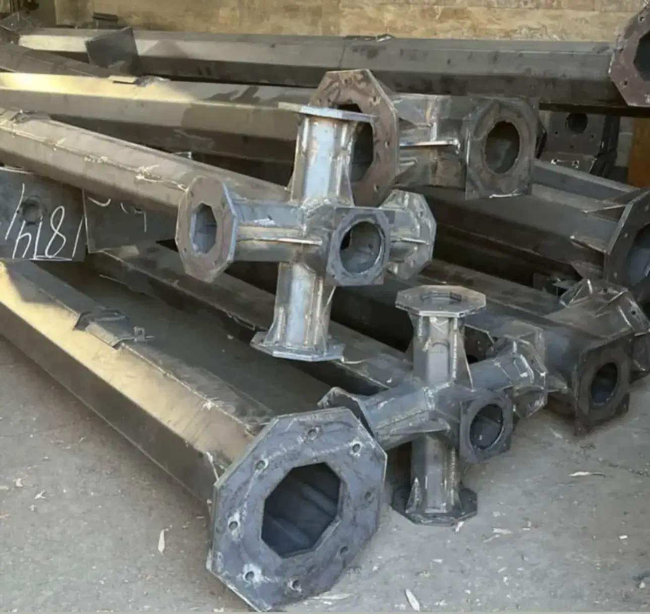 پایه ۸ وجهی ، پایه دوربین ، دستک دوربین|مصالح و تجهیزات ساختمان|تهران, طرشت|دیوار