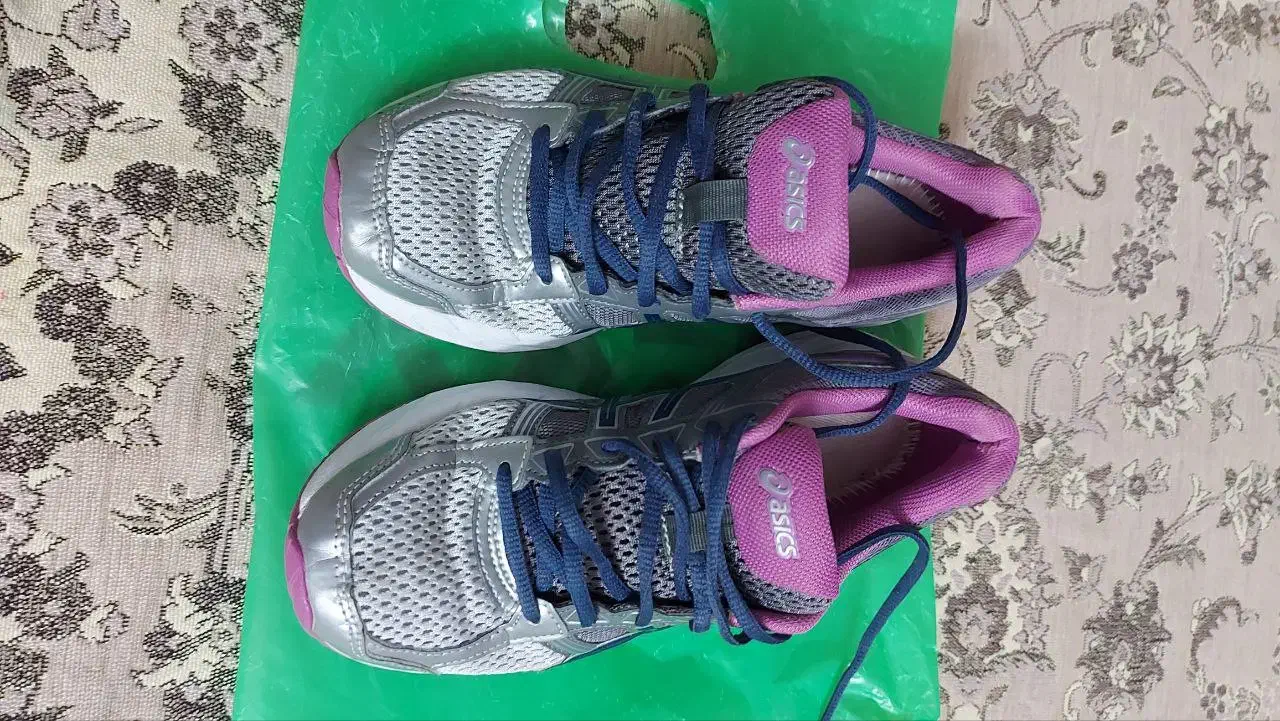 کتونی درجه یک|کیف، کفش، کمربند|شاهرود, |دیوار