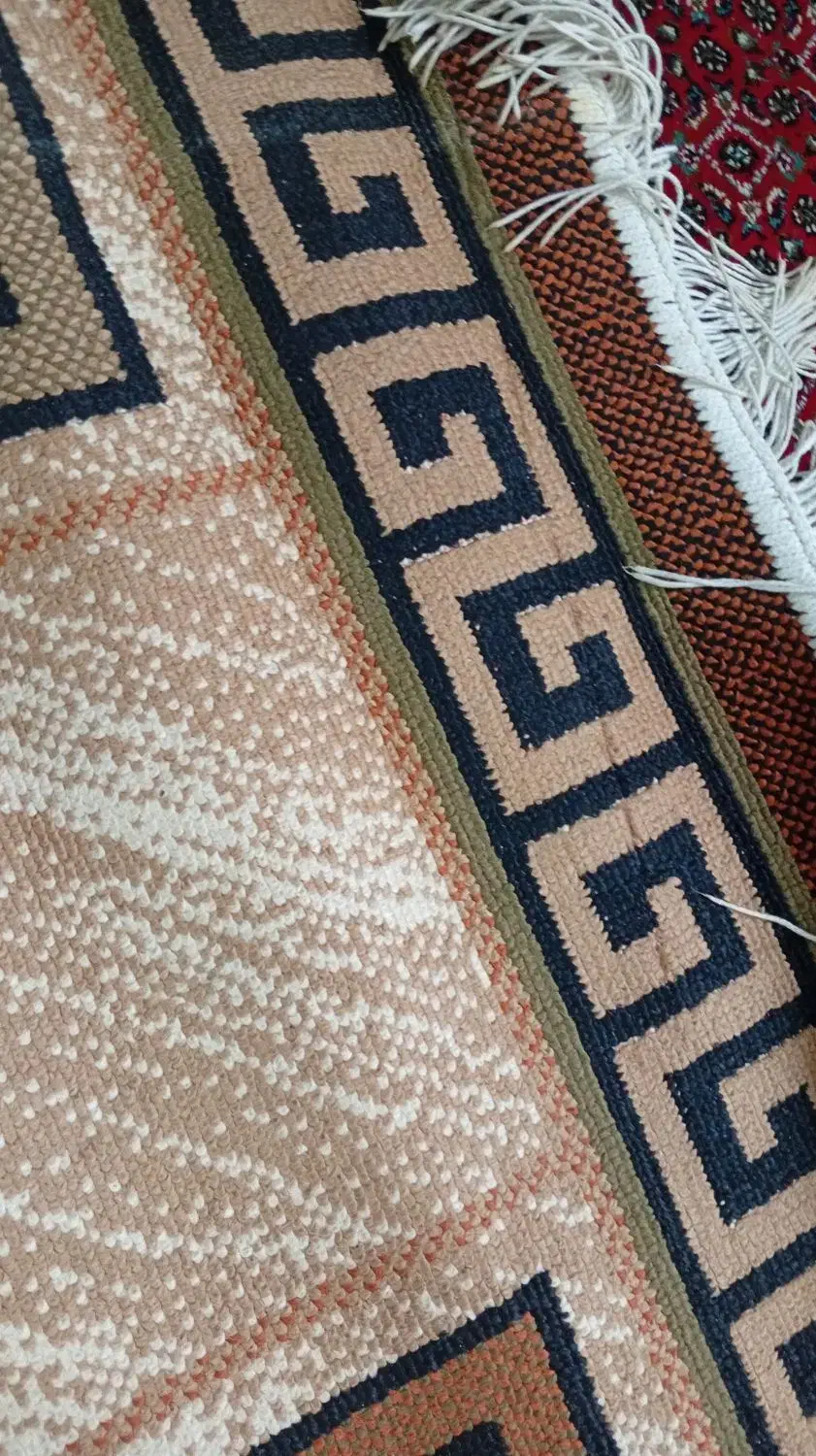 گلیم چهار متری در حد|گلیم، جاجیم، گبه|پرند, فاز ۶|دیوار