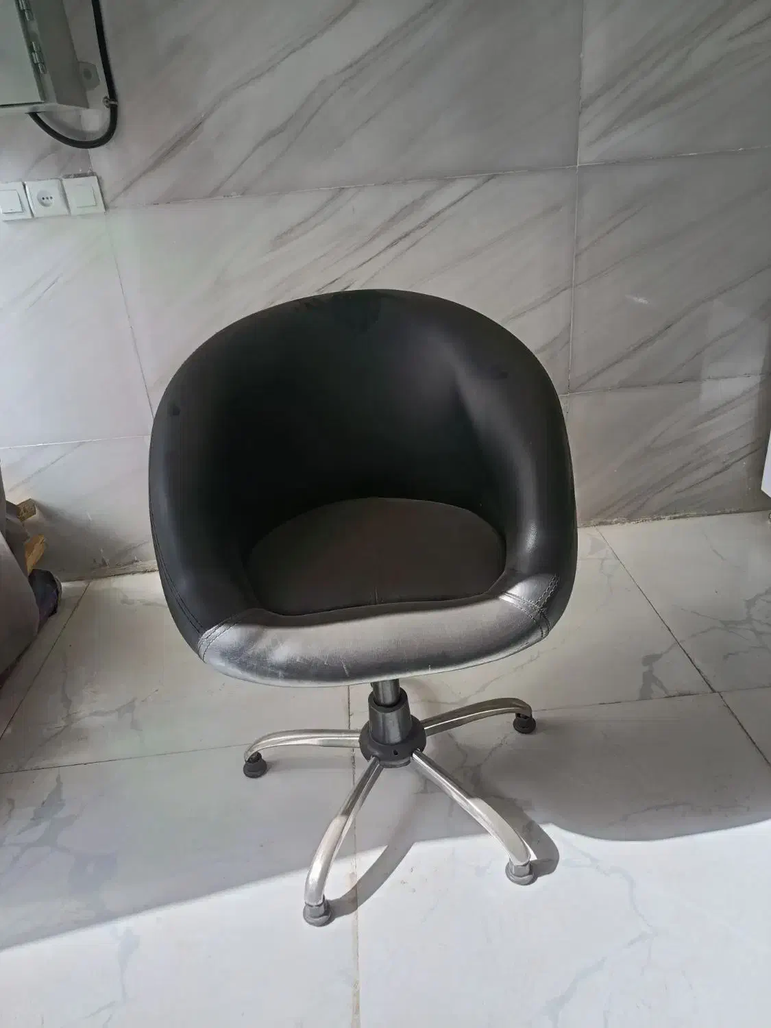 صندلی اصلاح|آرایشگاه و سالنهای زیبایی|شریفآباد, |دیوار