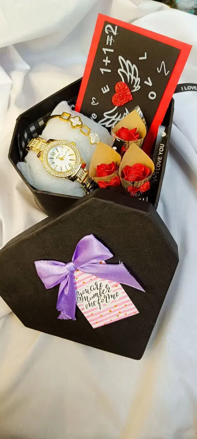 پک های ویژه روز زن|ساعت|یزد, |دیوار