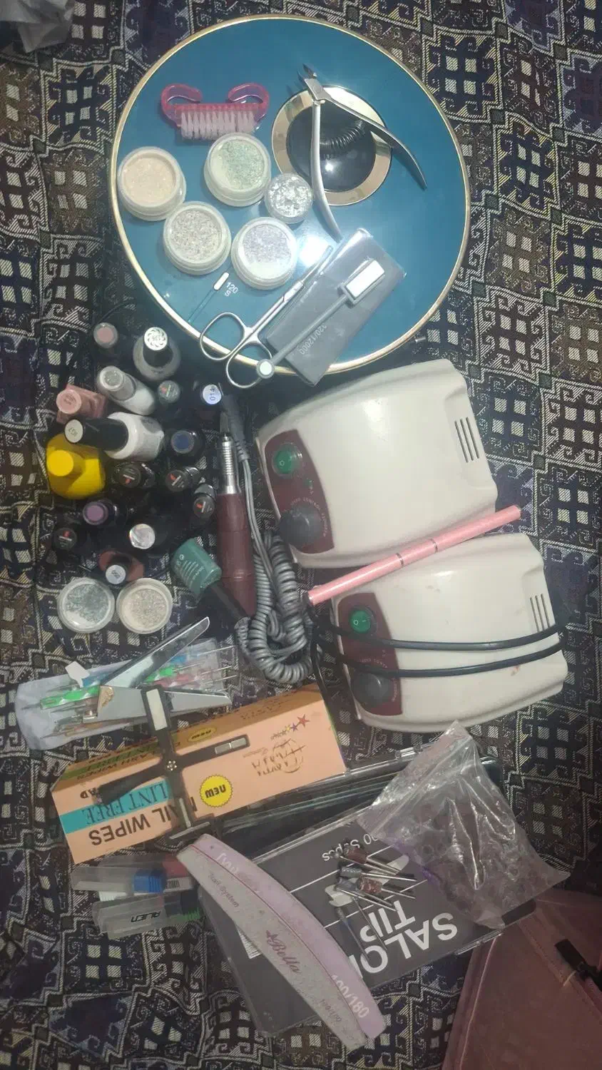 وسایل کاشت ناخن‌|آرایشی، بهداشتی، درمانی|تبریز, |دیوار