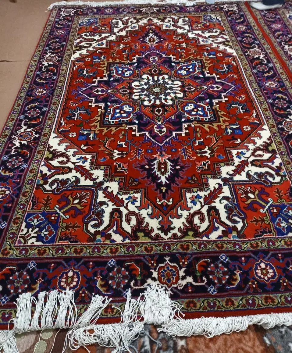 یک عدد فرش هریس تاجری ۶ متری|فرش|صوفیان, |دیوار