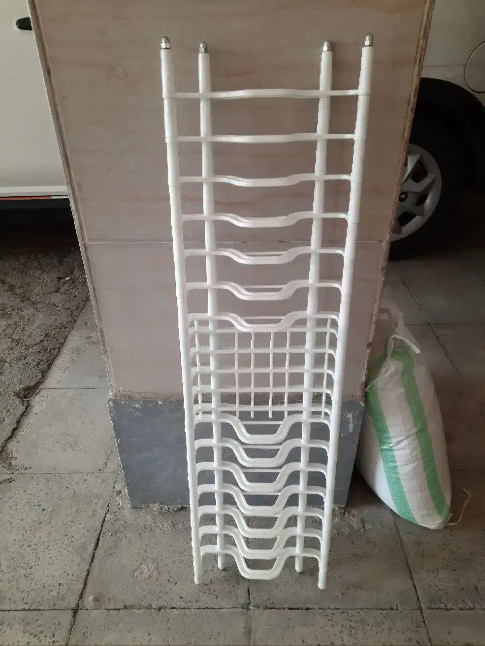 ابچکان|آب‌چکان و نظم‌دهنده ظروف|کرج, حصارک بالا|دیوار