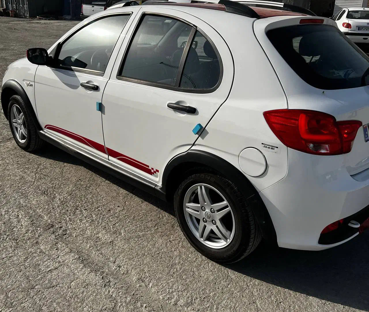 کوییک R ۴۰۲ درحدصفربا رینگ|خودرو سواری و وانت|تهران, نازیآباد|دیوار