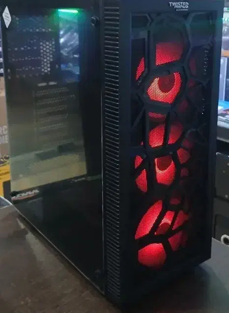 کیس گیمینگ و رندرینگ|رایانه رومیزی|لنگرود, |دیوار