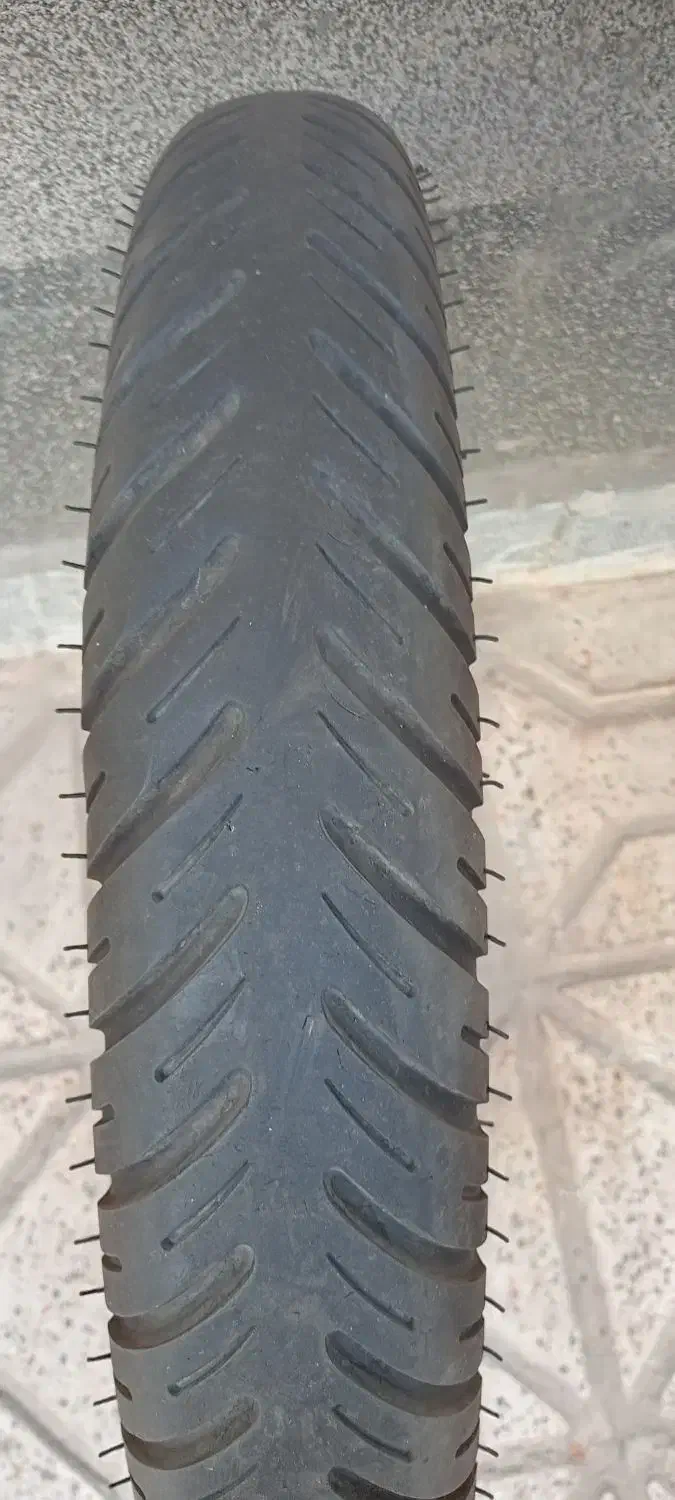 لاستیک عقب آپاچی سایز 18|موتورسیکلت|مشهد, قائم|دیوار